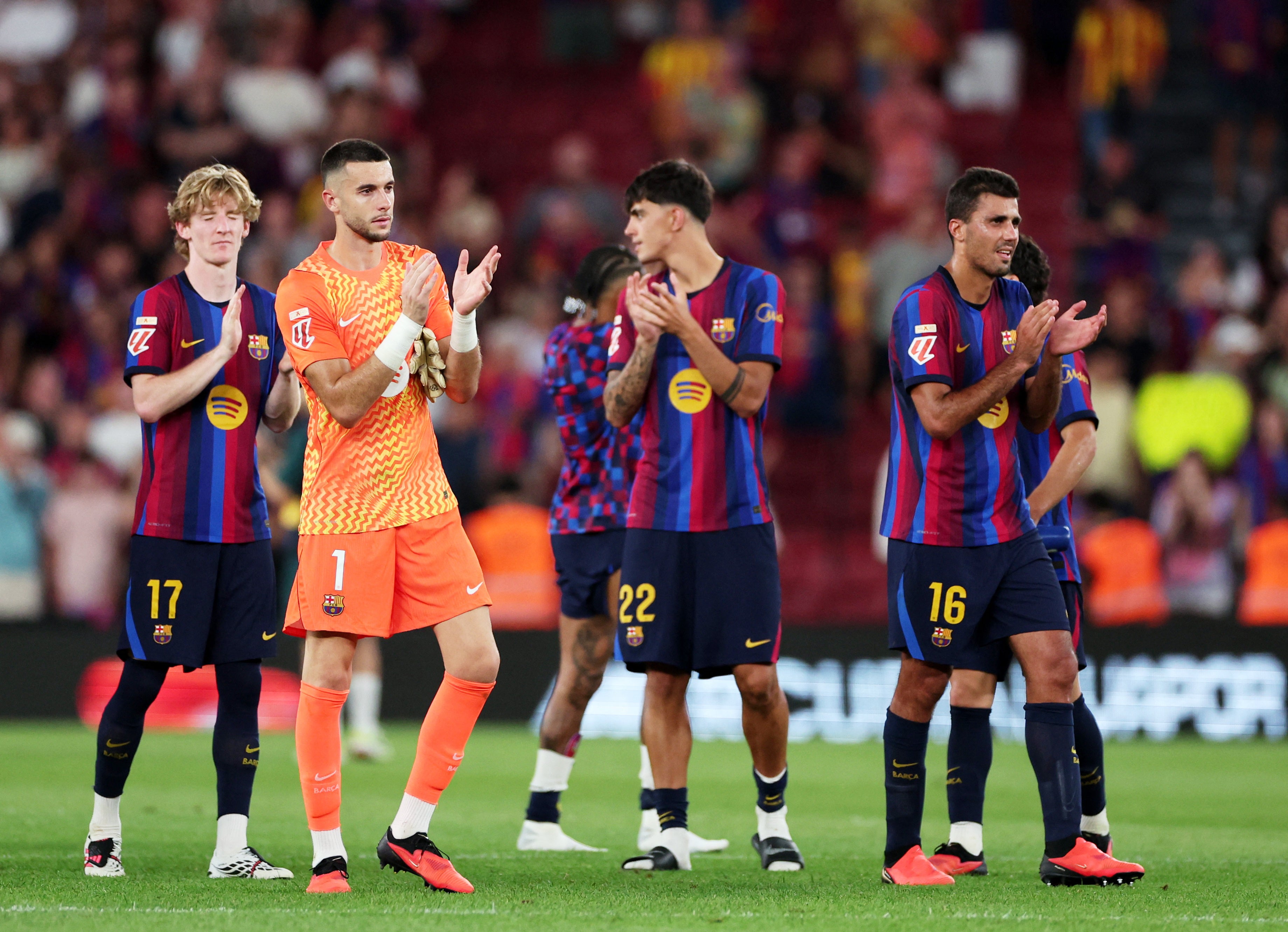Gordon (left) already looks at home in Barcelona after his full LaLiga debut