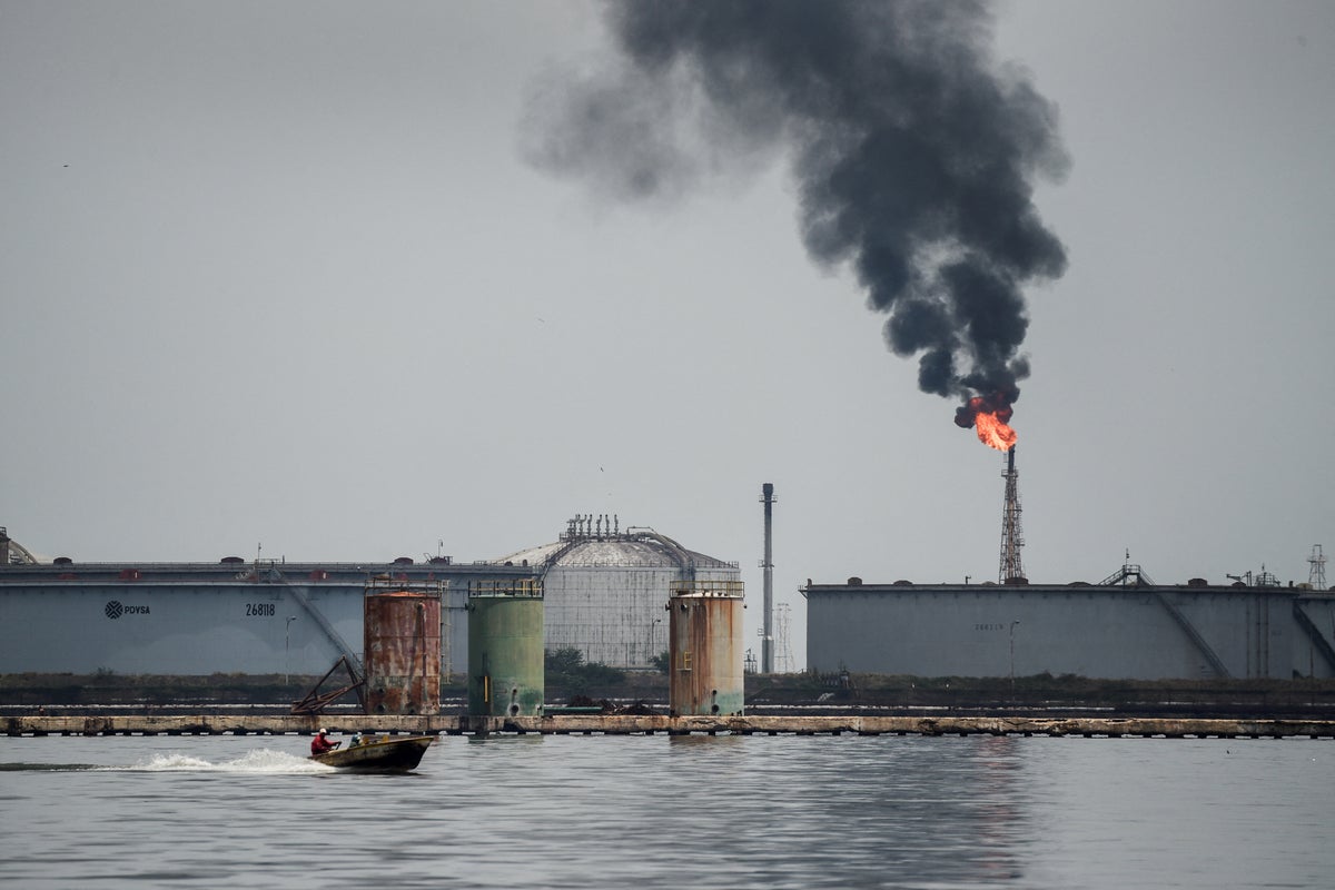 US close to reaching a ‘massive’ deal to take control of Venezuela’s oil: report