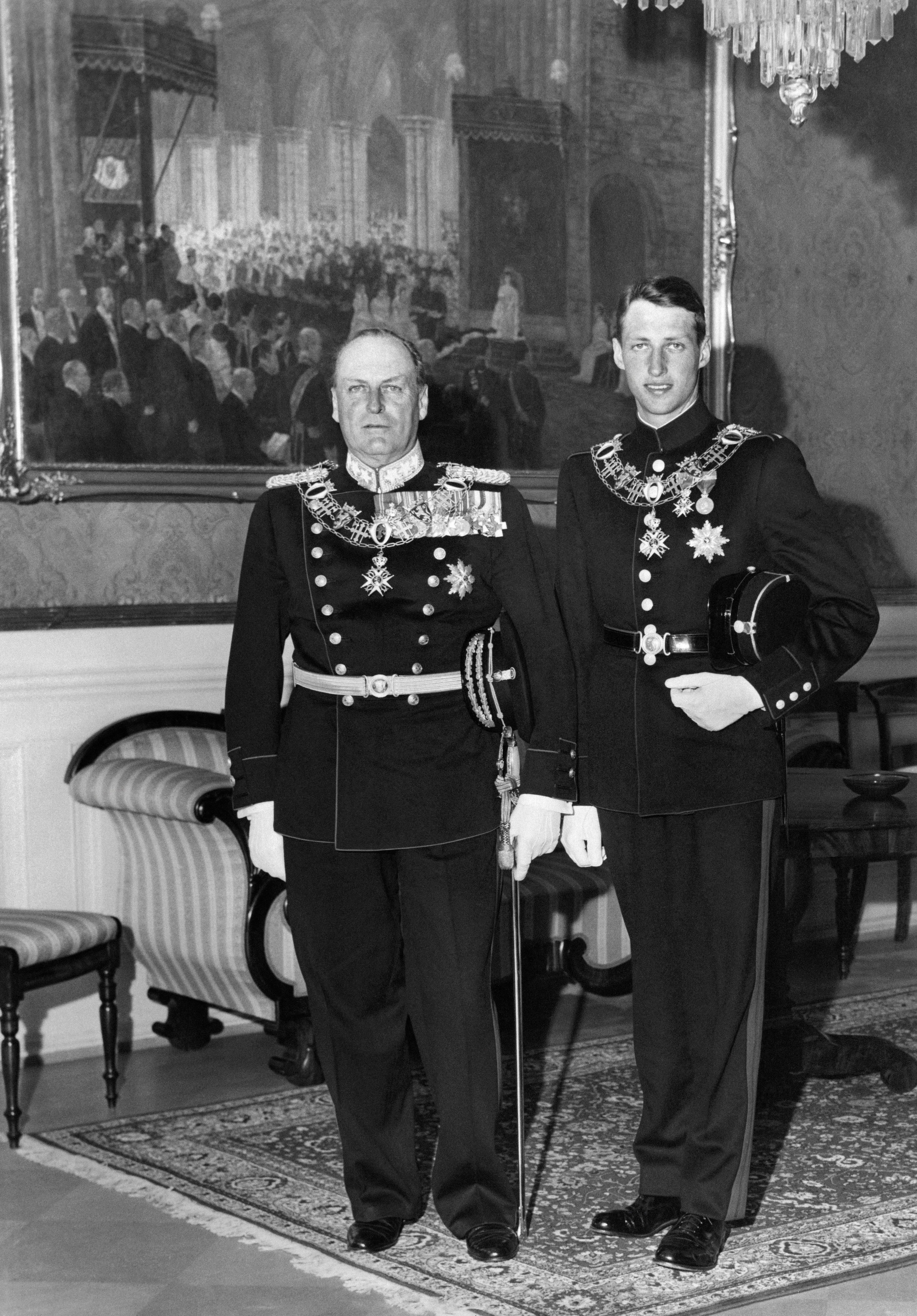Prince Harald, right, with his father King Olav V in military uniform in 1962