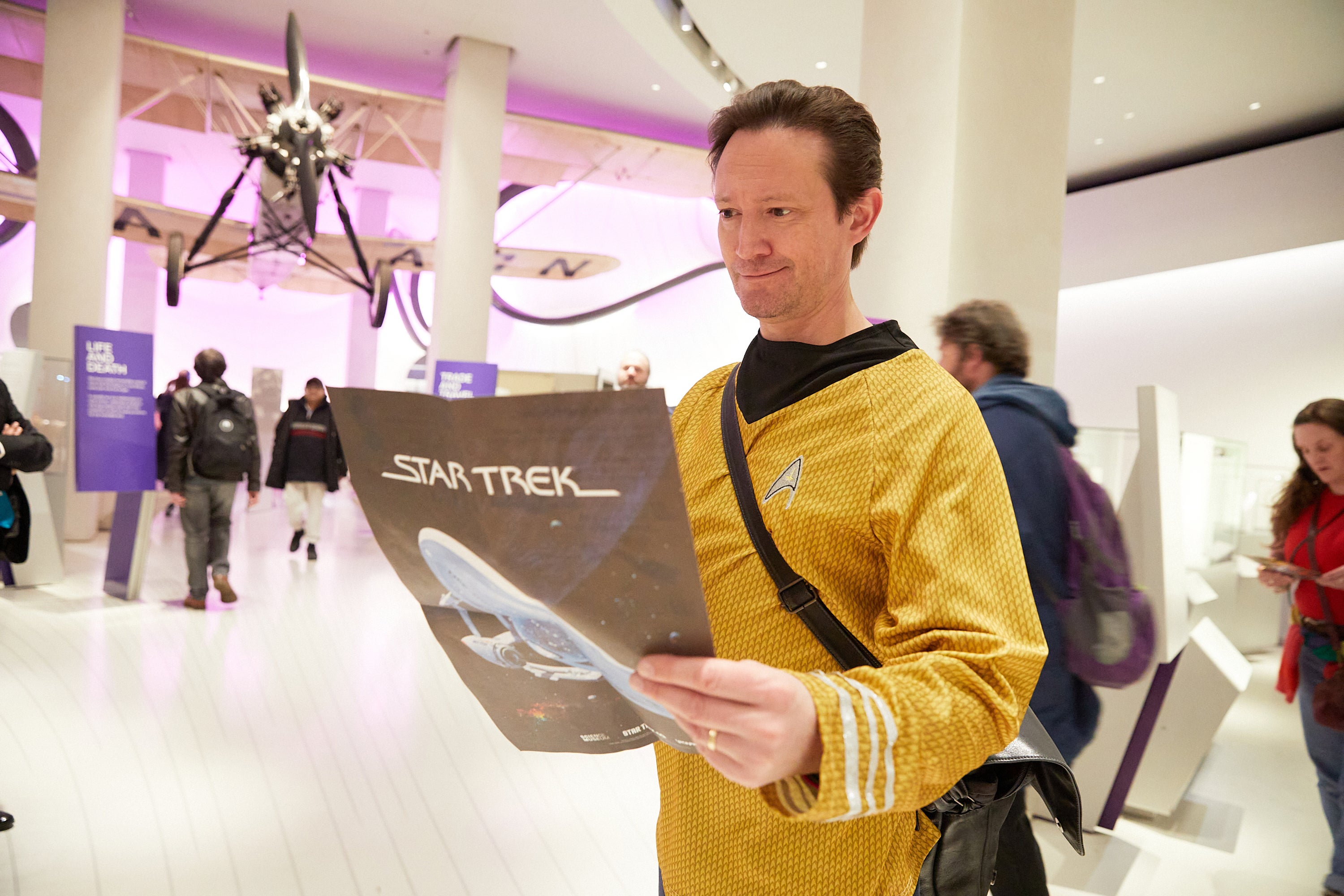 Science Museum is to make the first attempt to set the Guinness World Record for the most Star Trek Vulcan salutes performed simultaneously