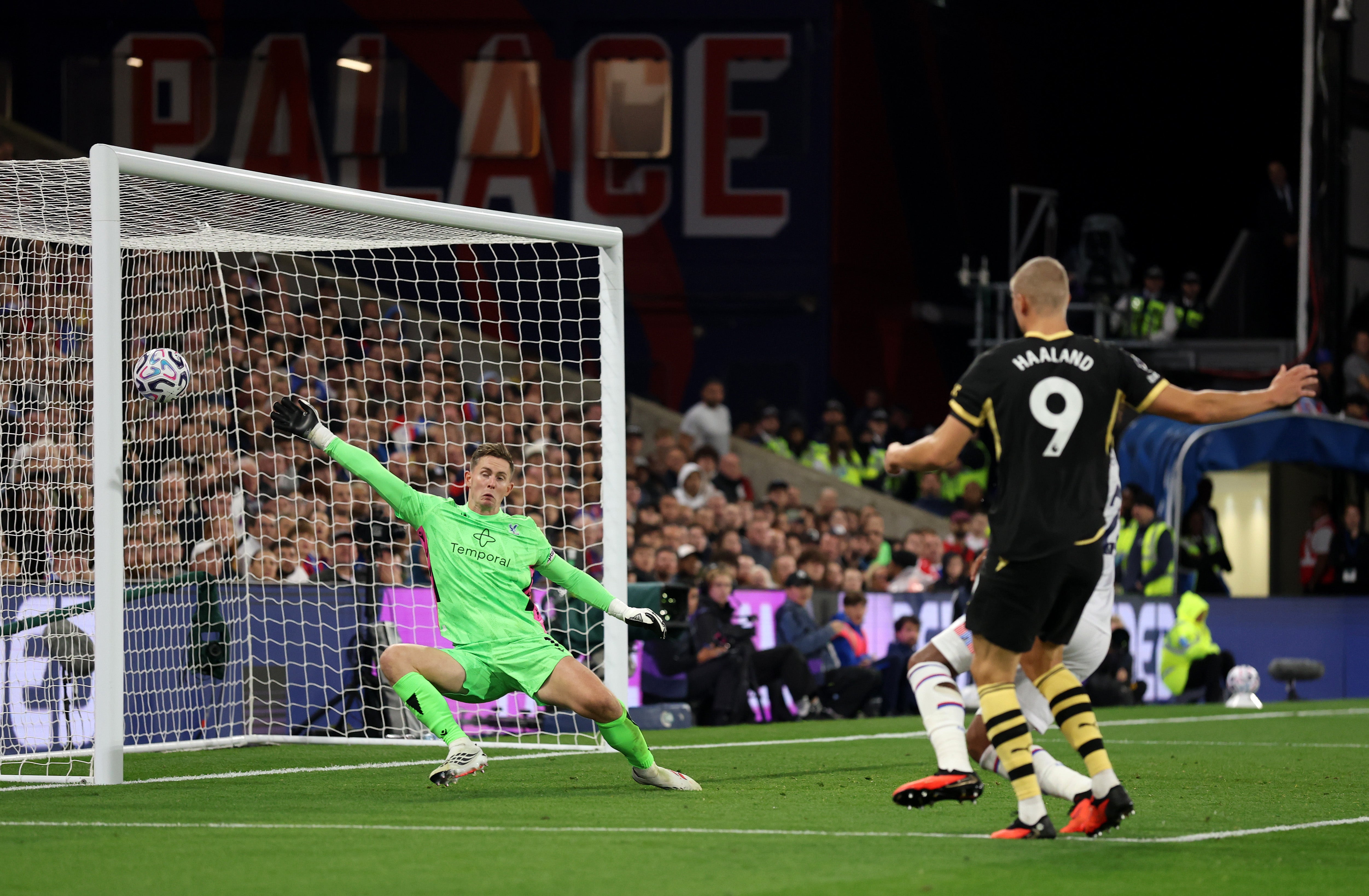 Haaland's second goal sealed the result and put the sparkle on a 4-1 win