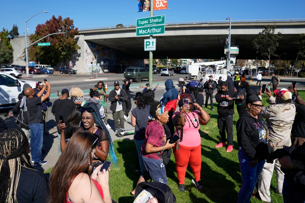 'RIP King': Fans pay respect to Tupac Shakur, hope for justice as murder trial nears the end