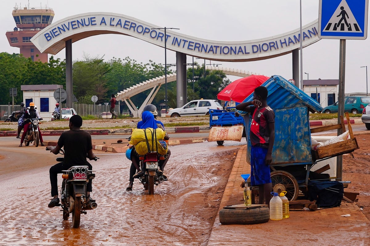 Reports of gunfire and explosions in Niger's capital city of Niamey