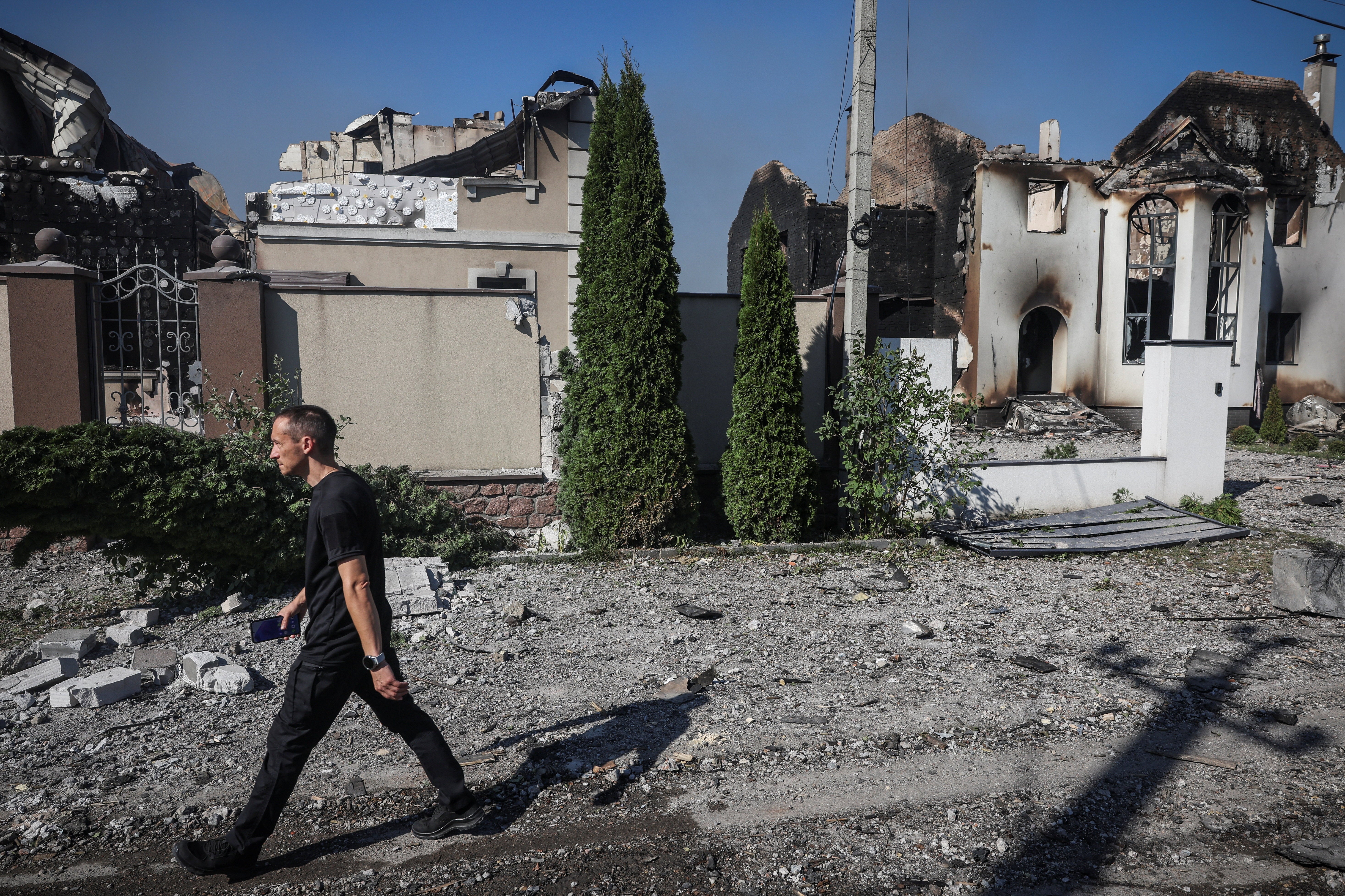 https://static.independent.co.uk/2026/08/29/16/2026-08-29T143030Z_1742547674_RC2C8NA2V8YK_RTRMADP_3_UKRAINE-CRISIS-ATTACK-KYIV-REGION.JPG?trim=0,0,0,0&width=1200&height=800&crop=1200:800