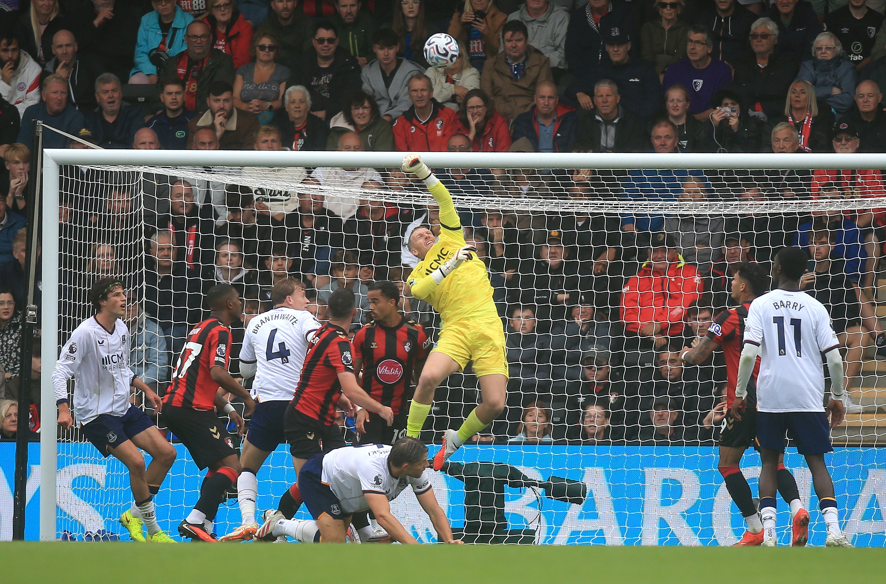 Everton goalkeeper Jordan Pickford in action (Peter Tarry/PA)