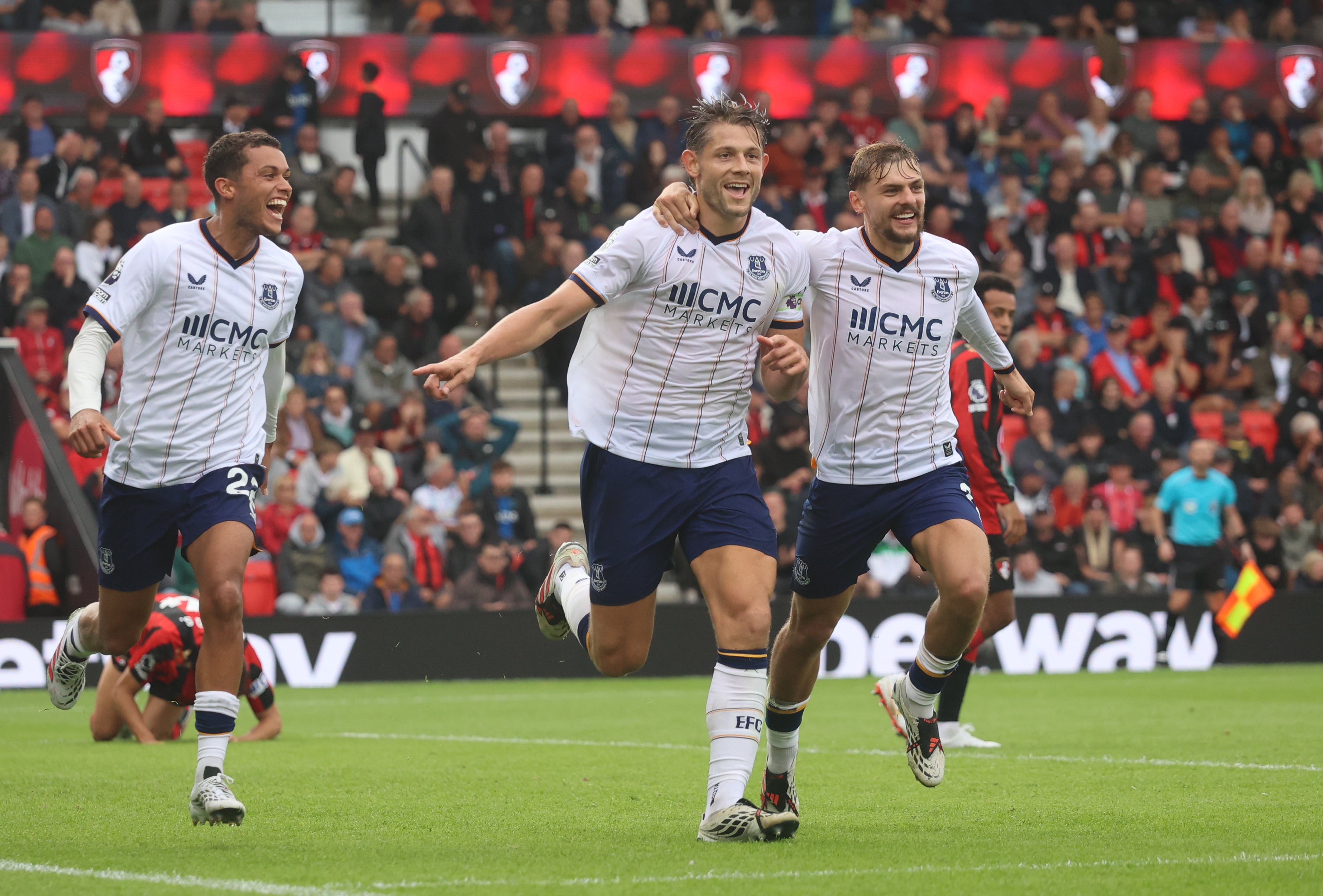 Everton’s James Tarkowski (centre) celebrates (Peter Tarry/PA)