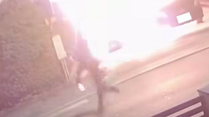 Arsonist sets fire to own hand while torching cars in middle of night