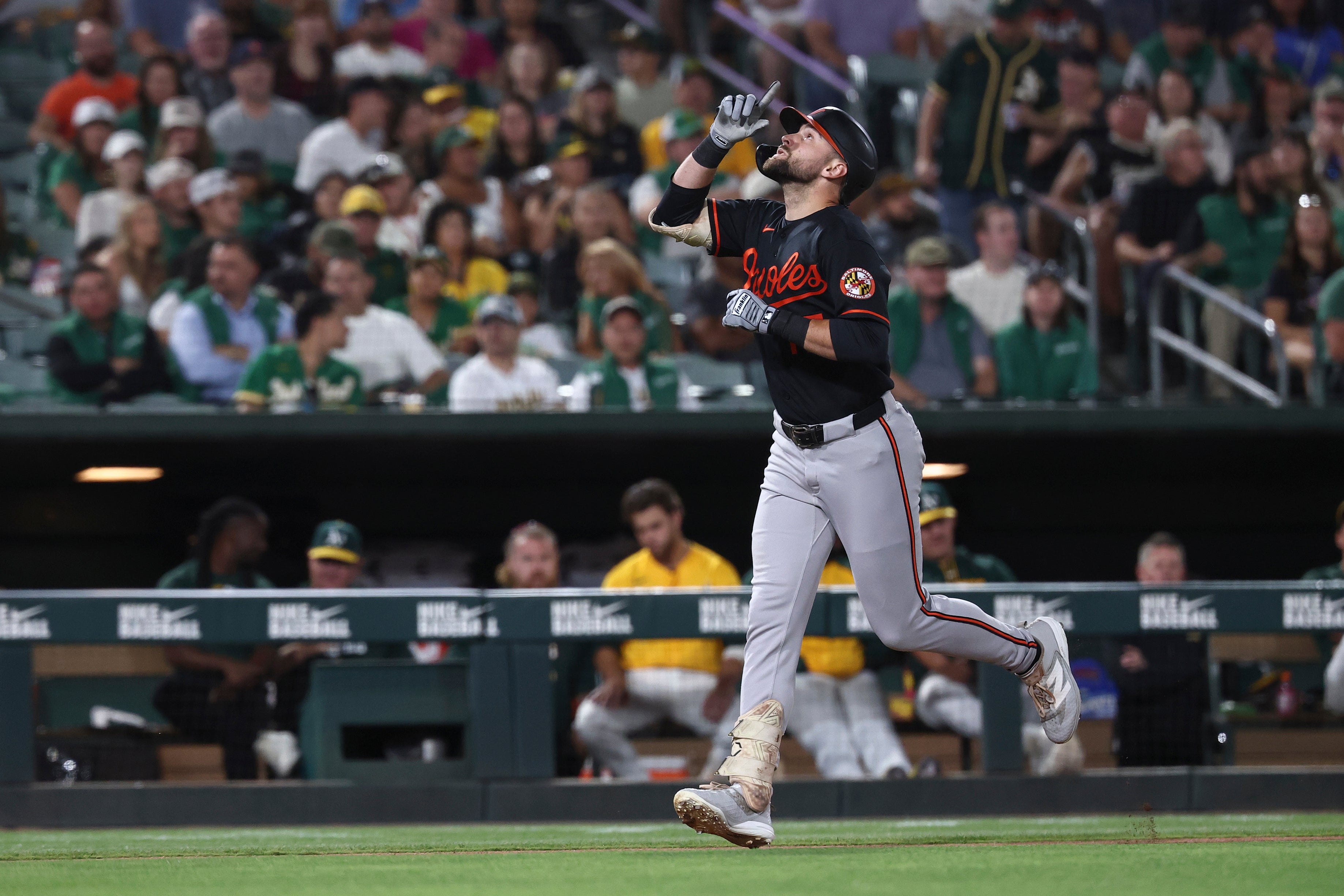 ORIOLES-ATLÉTICOS