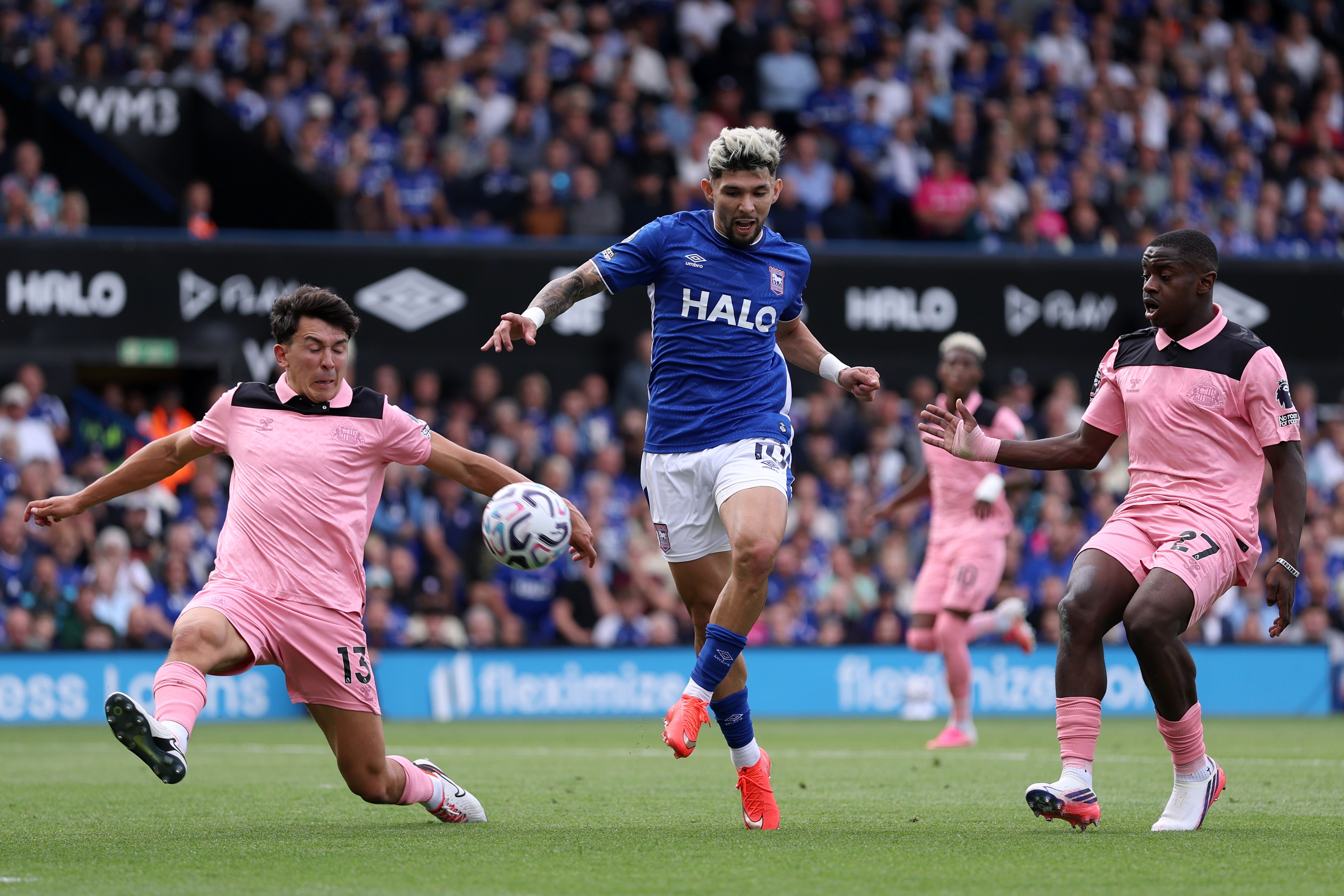 Julio Enciso of Ipswich Town shoots against Sunderland