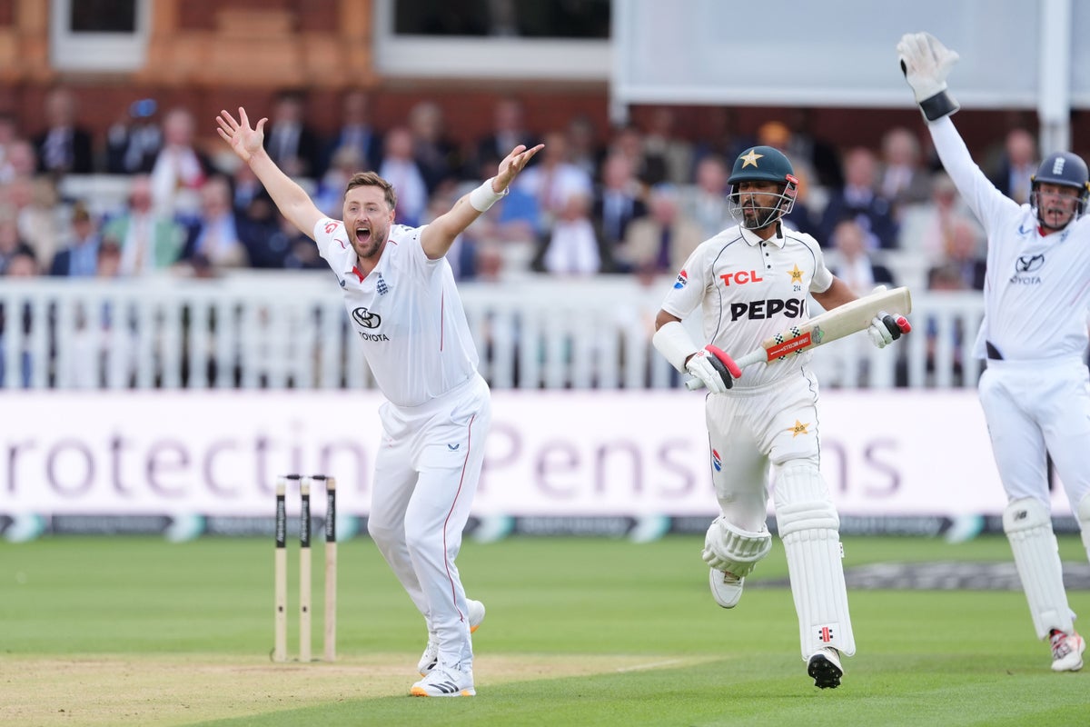 Ollie Robinson powers England to series win over Pakistan