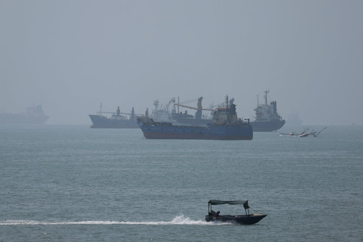 US military strikes Iranian rocket launchers near Strait of Hormuz