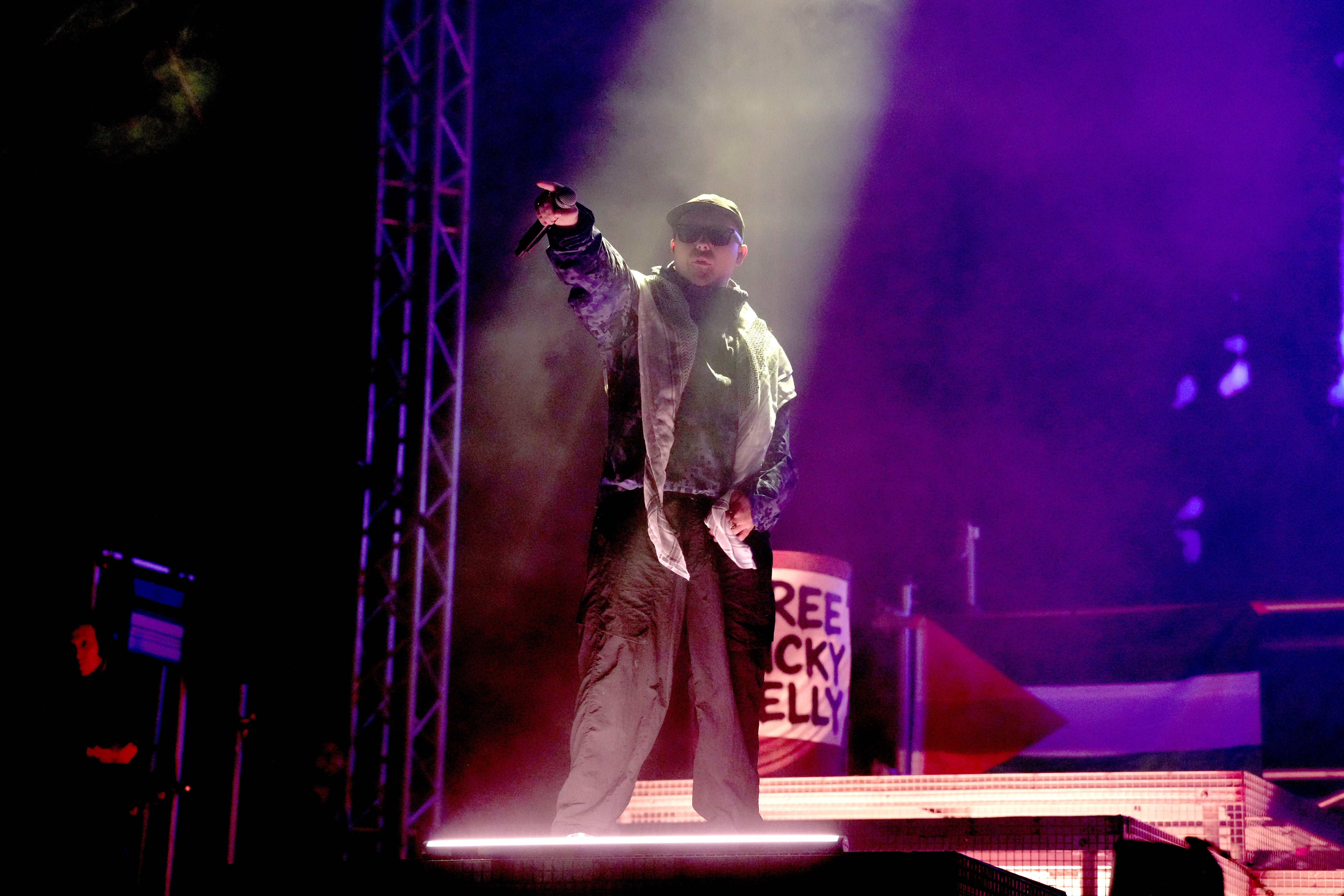 Kneecap say &lsquo;f*** Benjamin Netanyahu&rsquo; during Reading Festival headline set