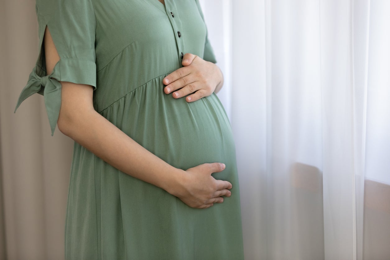 Australijska surogatka urodziła biologicznie niepowiązane bliźniaki z dwóch rodzin