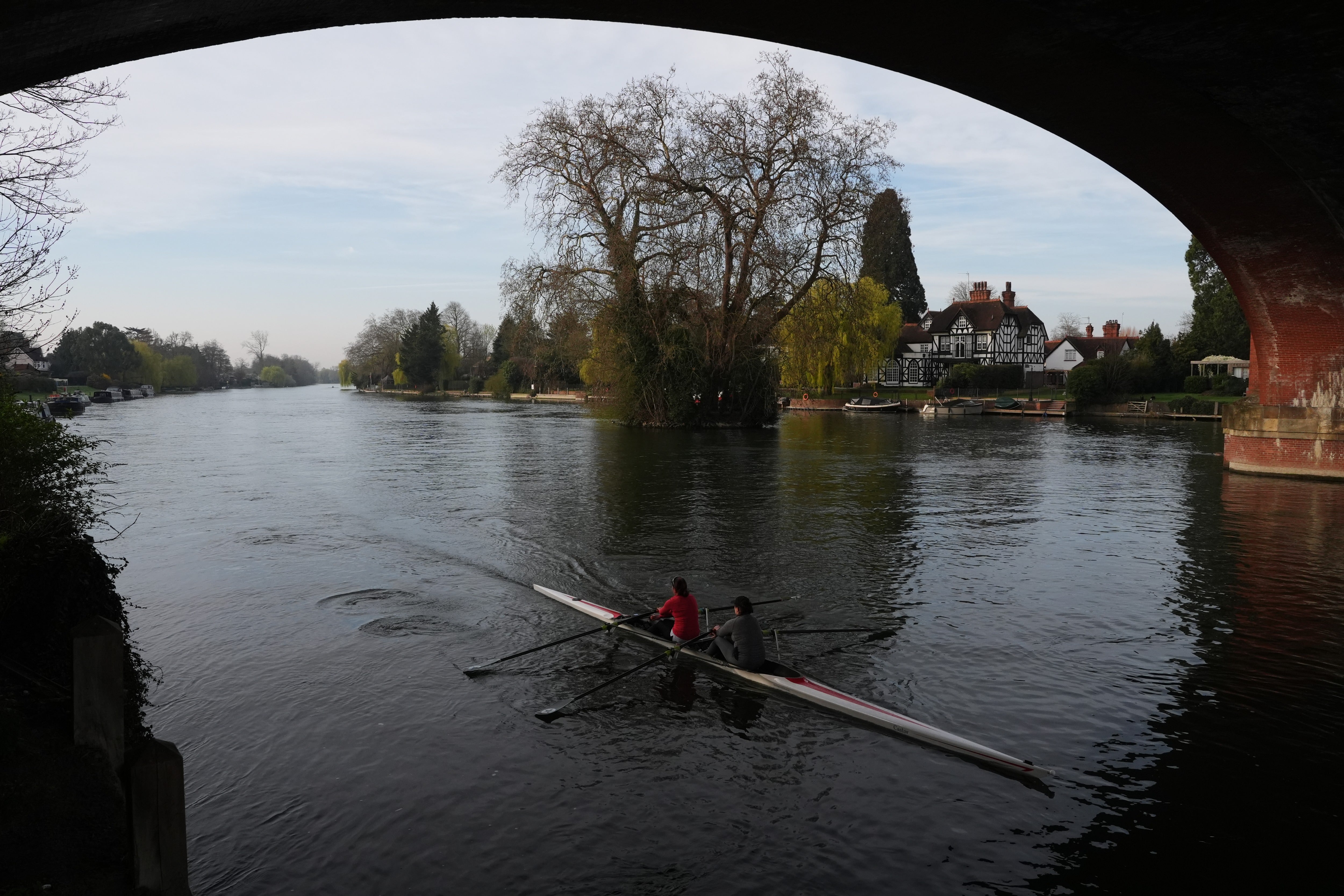 Arrest made after boat crash and &lsquo;assault&rsquo; on River Thames