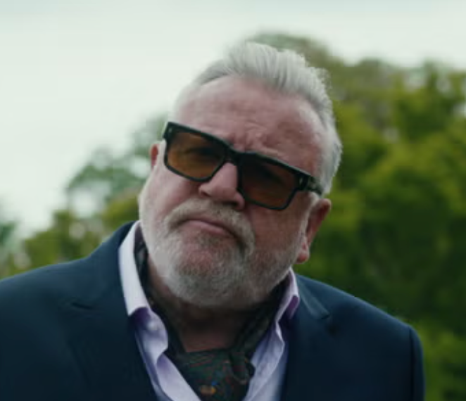 Ray Winstone says he &lsquo;dealt with&rsquo; male director who &lsquo;groped&rsquo; female co-star