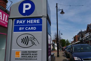 Shoppers are being urged to back a campaign calling on the Government to roll out 90 minutes of free parking across town and city centres to help boost Britainโs under-pressure high streets