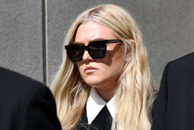 <p>Erika Kirk calificó la decisión tomada el martes por el juez Tony Graf como “un paso importante” para su afligida familia</p>