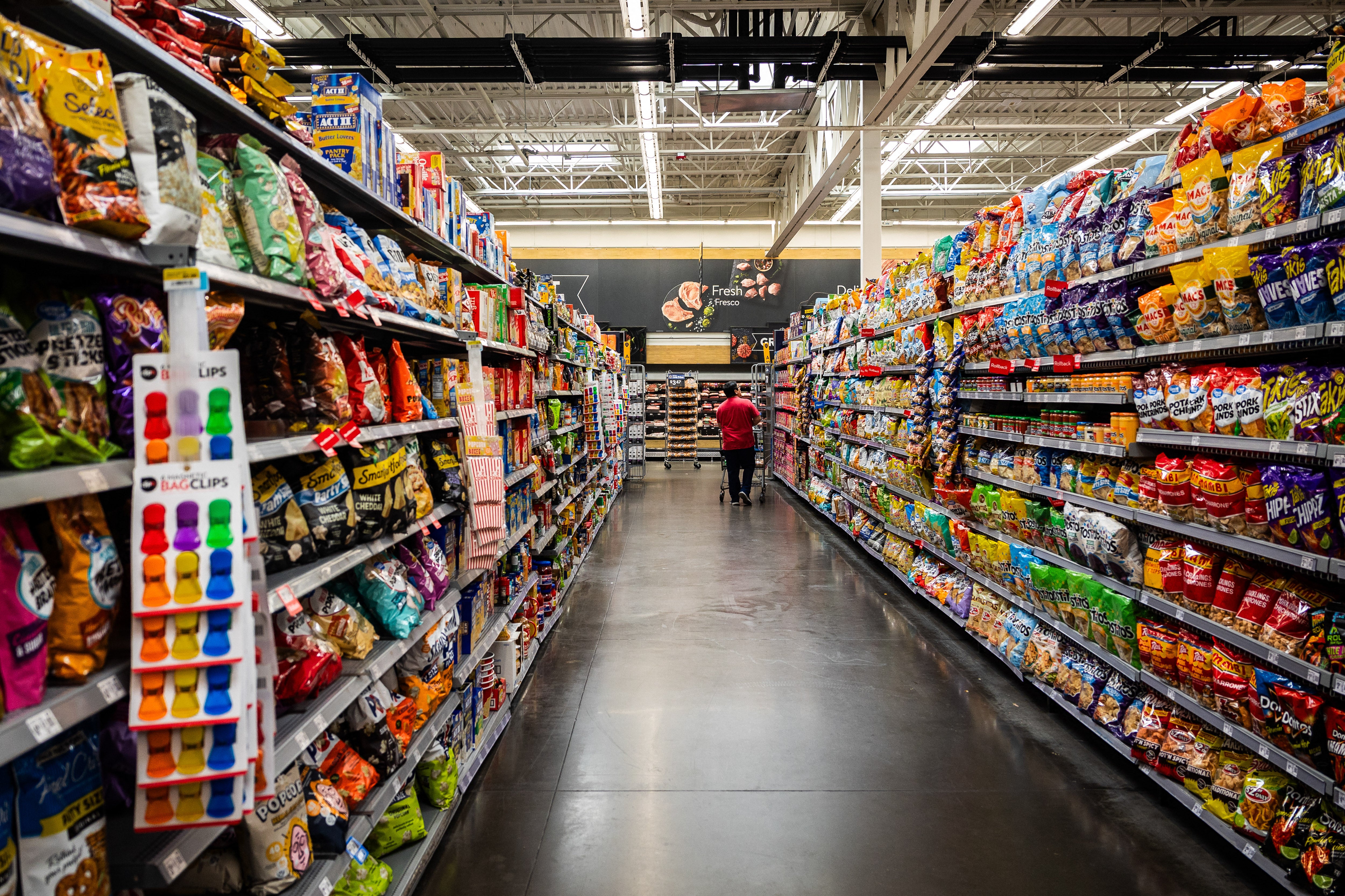 Major Retailers Reduce Product Lines Amid Tariff and Logistics Cost Pressures