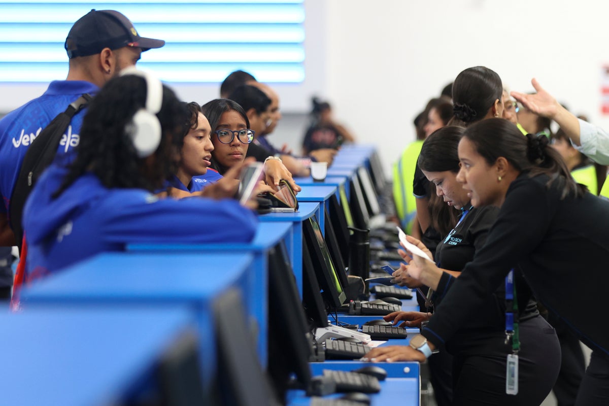 Venezuela’s Maiquetía International Airport Partially Resumes Operations Following Earthquakes