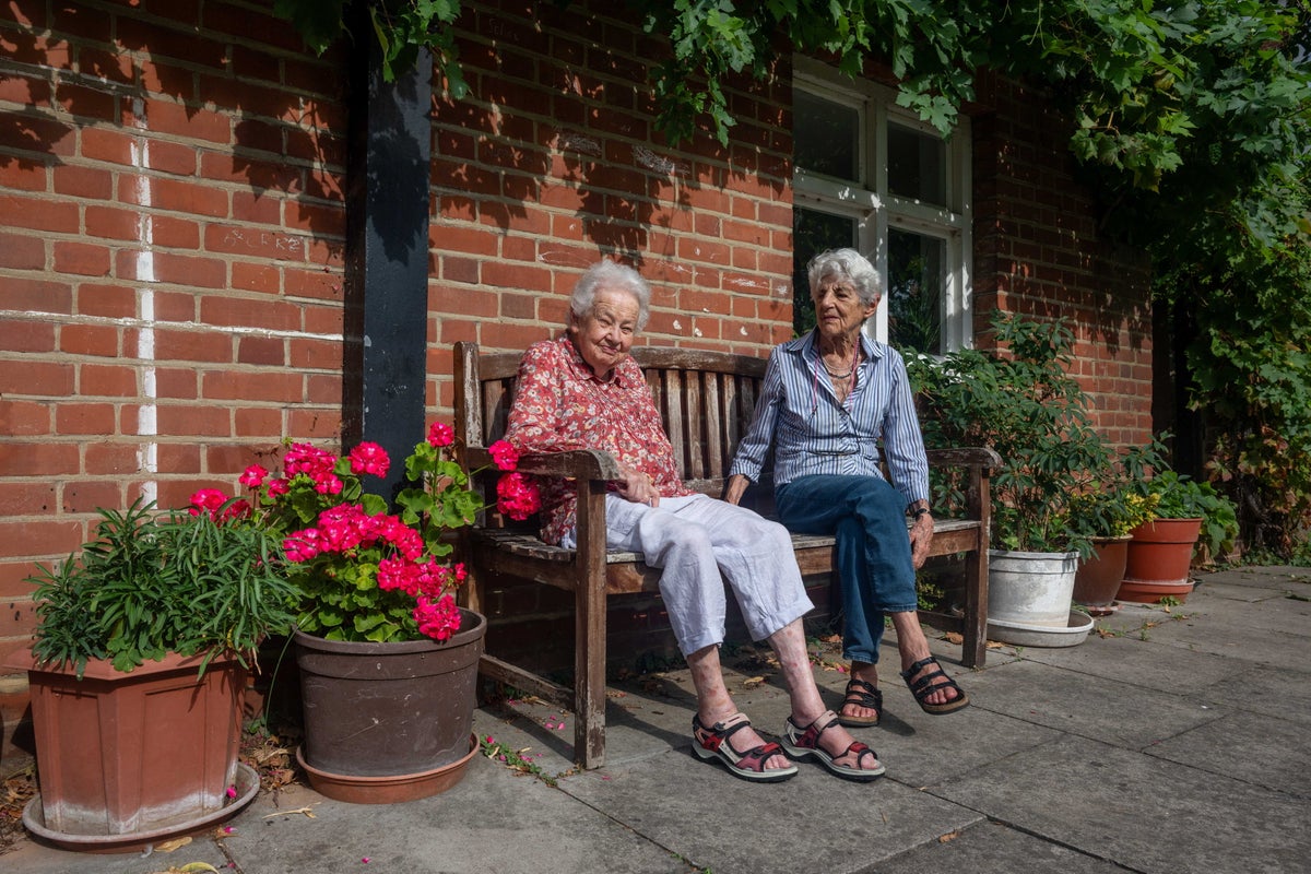 Grandmother, 89, who spent 25 years creating stunning street garden ordered to tear it down by council Grandmother, 89, who spent 25 years creating stunning street garden ordered to tear it down by council