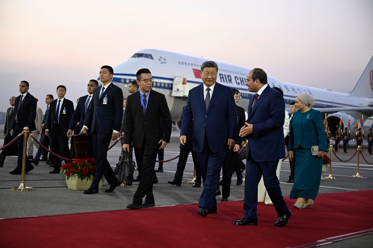 Chinese President Xi Jinping Visits Egypt to Strengthen Bilateral Ties