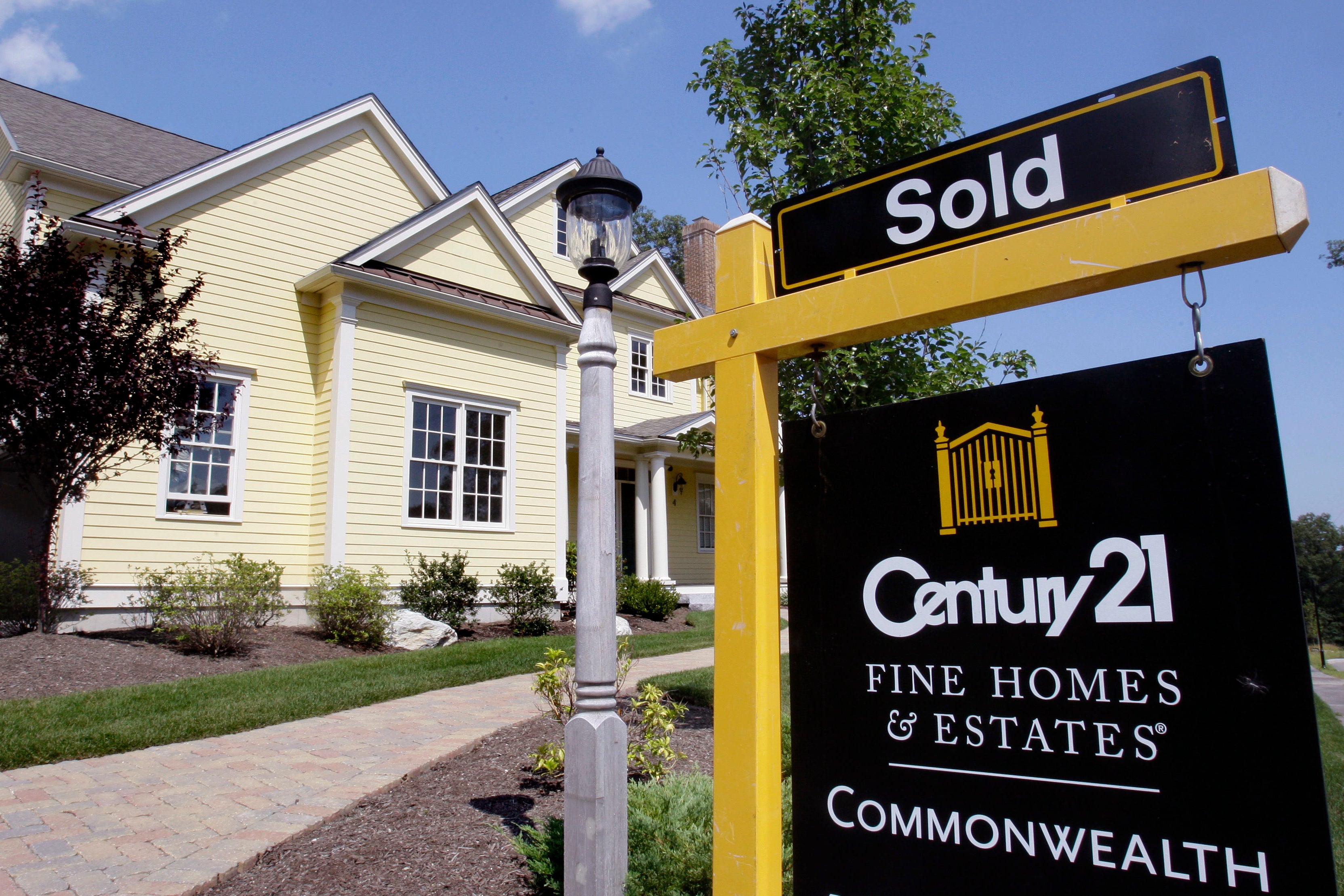 independent.co.uk - Alex Veiga - AI boom heats up Bay Area housing market as wealthy buyers drive demand for high-end homes across US