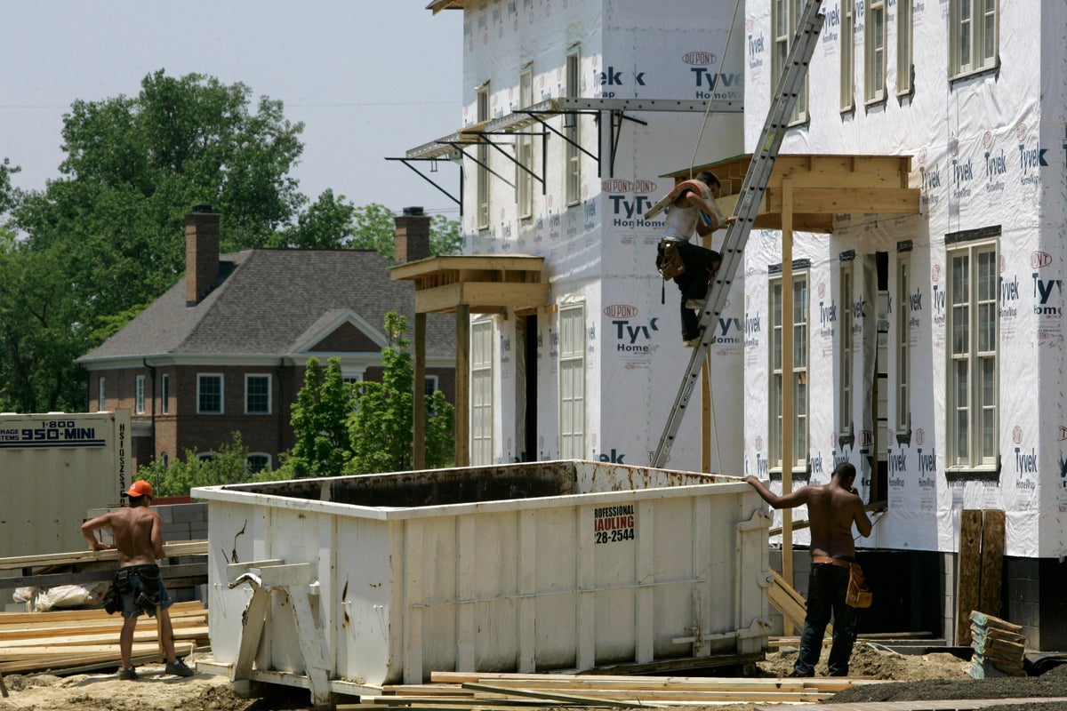 U.S. Existing Home Sales Slow in August as Mortgage Rates and Prices Rise