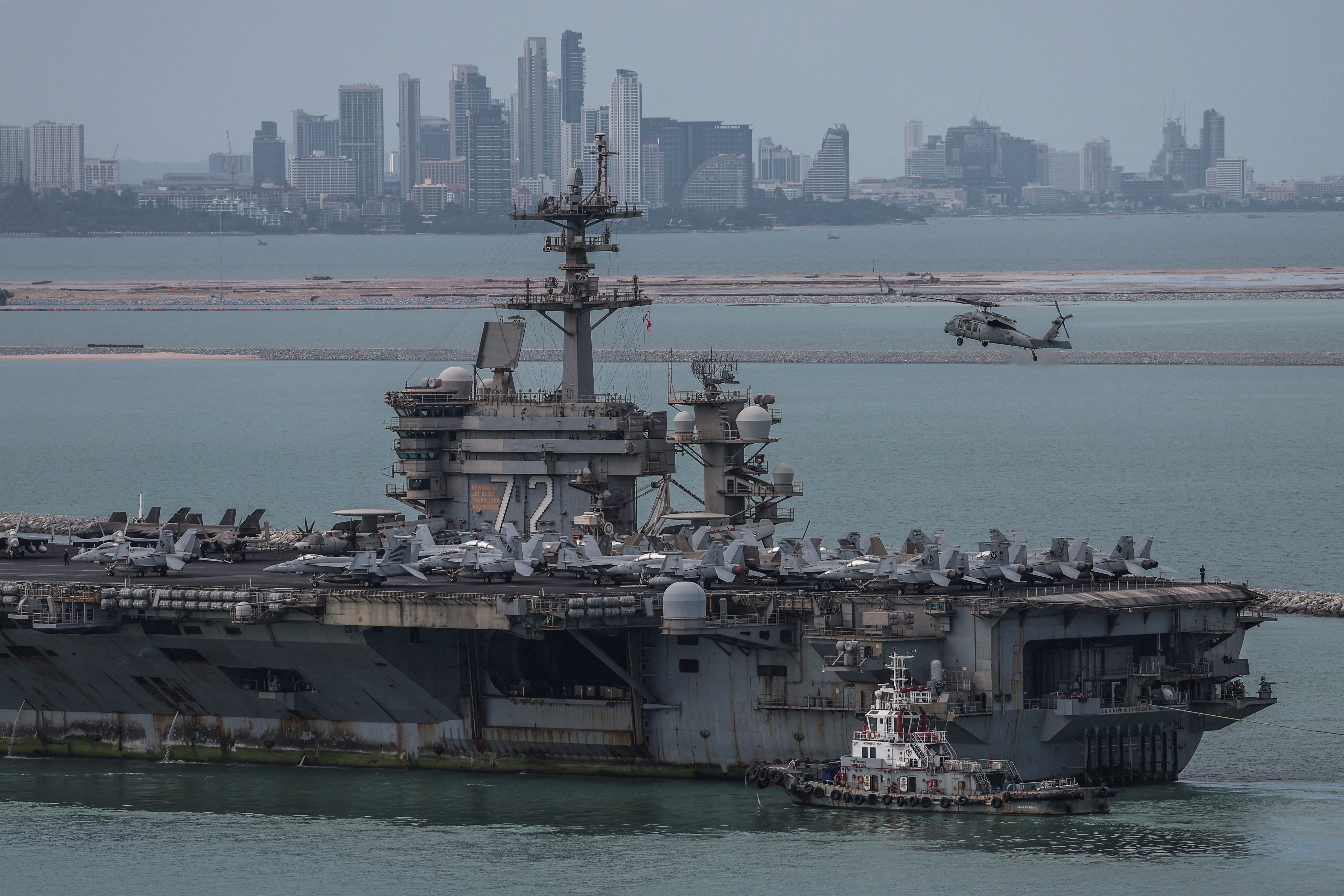 uss abraham lincoln (cvn 72)