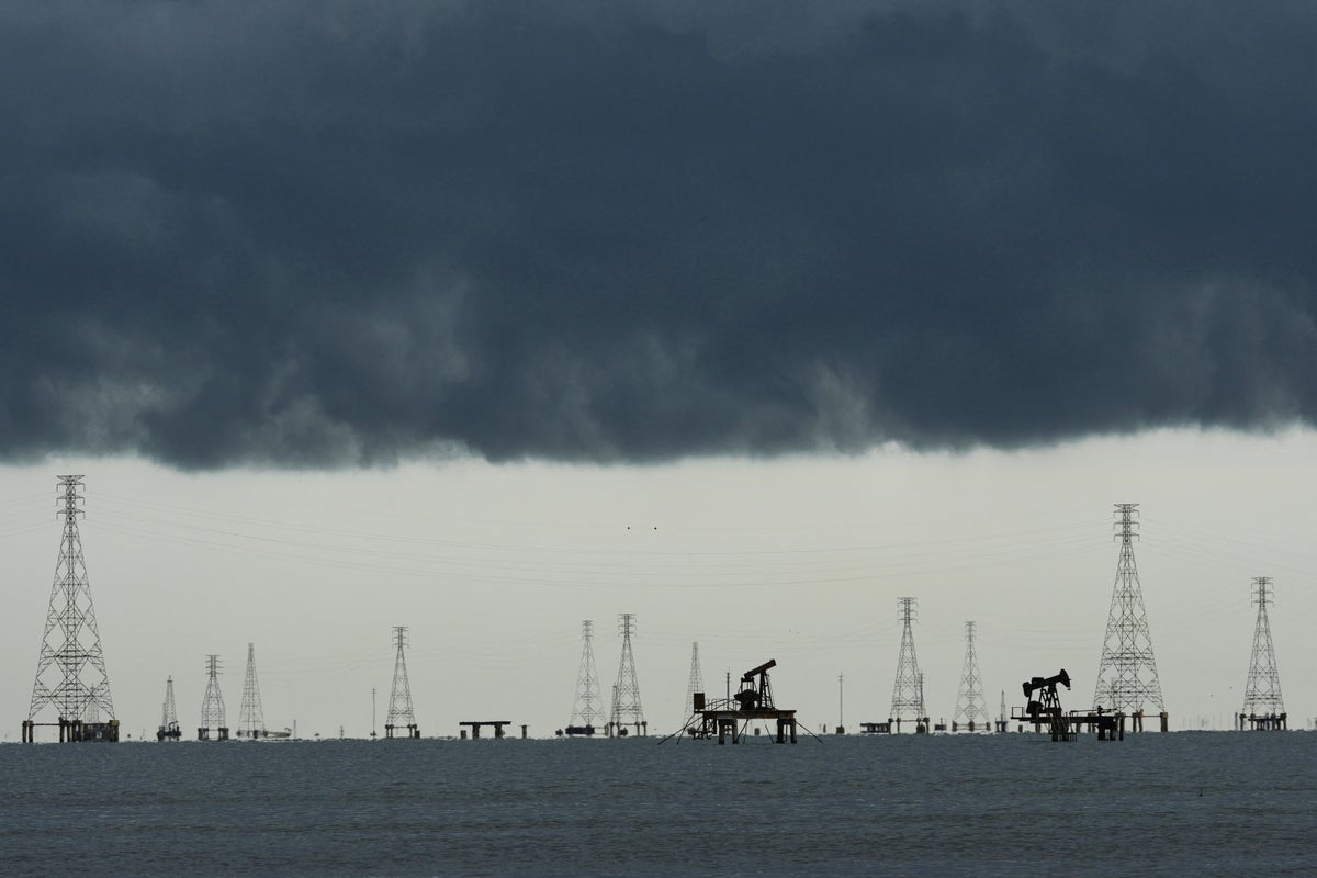 Chevron Expands Venezuela Operations Amid Reports of Potential U.S.-Led Energy Ventures