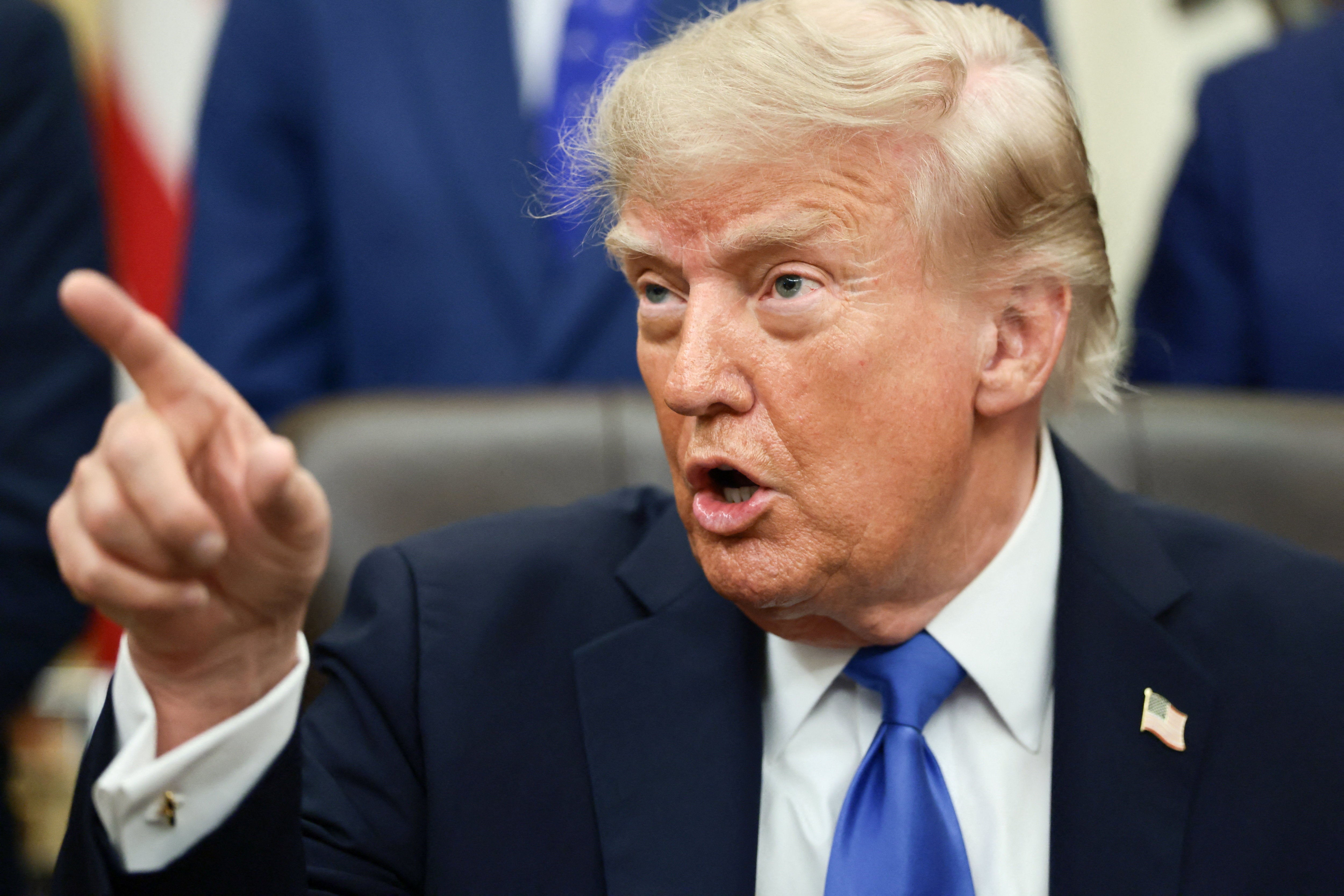 Trump reveals he once slapped Canada with a major tariff because a friend couldn&rsquo;t buy the Gulfstream jet he wanted