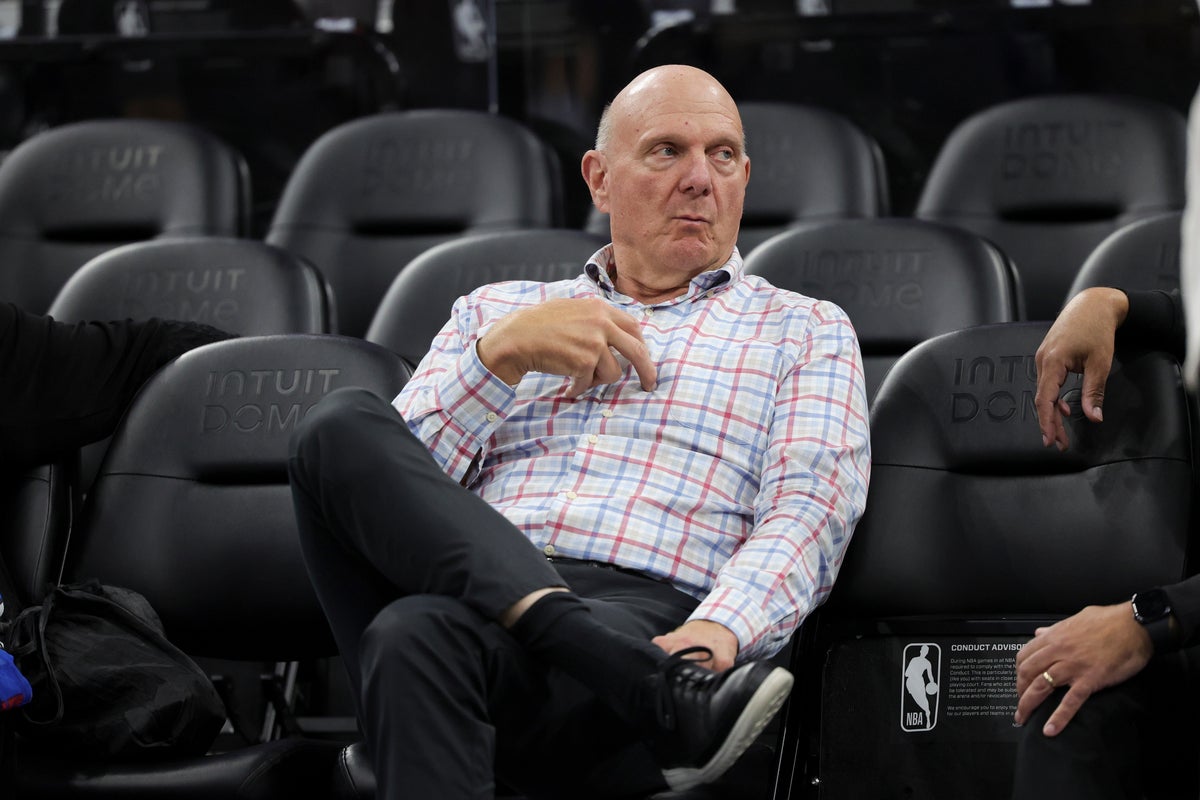 Photo: Independent LA Clippers Fined $30 Million and Lose Draft Picks Over Kawhi Leonard Deal