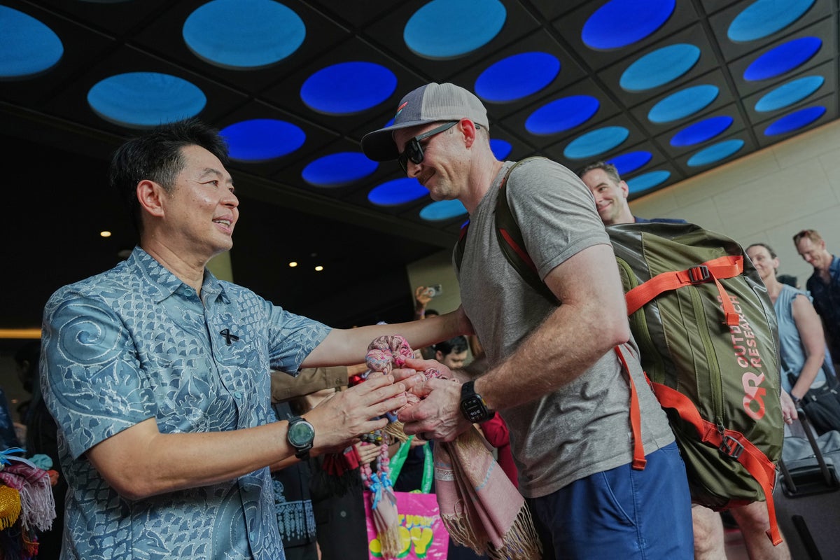 Hello, sailors! USS Lincoln’s port-deprived troops finally get to hit the town in Thailand’s ‘Sin City’ Hello, sailors! USS Lincoln’s port-deprived troops finally get to hit the town in Thailand’s ‘Sin City’