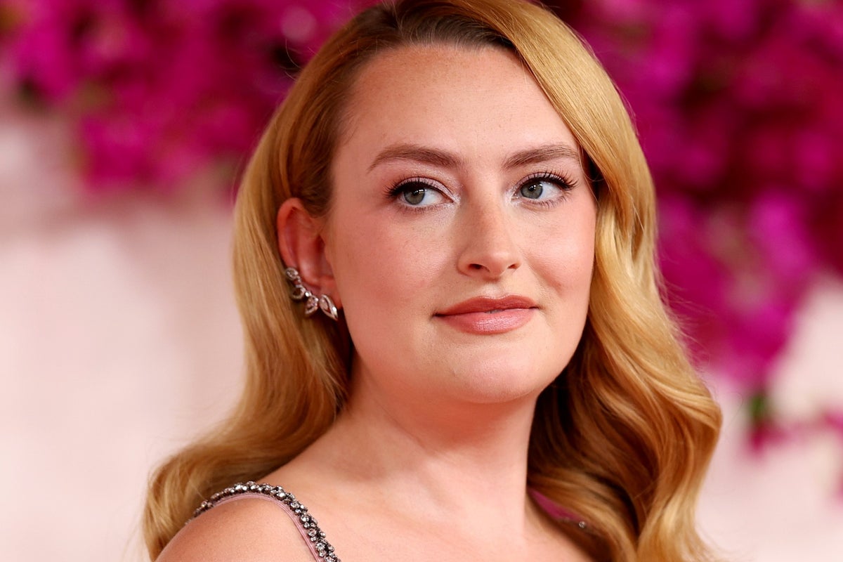 Chicken Shop Date to end, confirms internet star Amelia Dimoldenberg Chicken Shop Date to end, confirms internet star Amelia Dimoldenberg