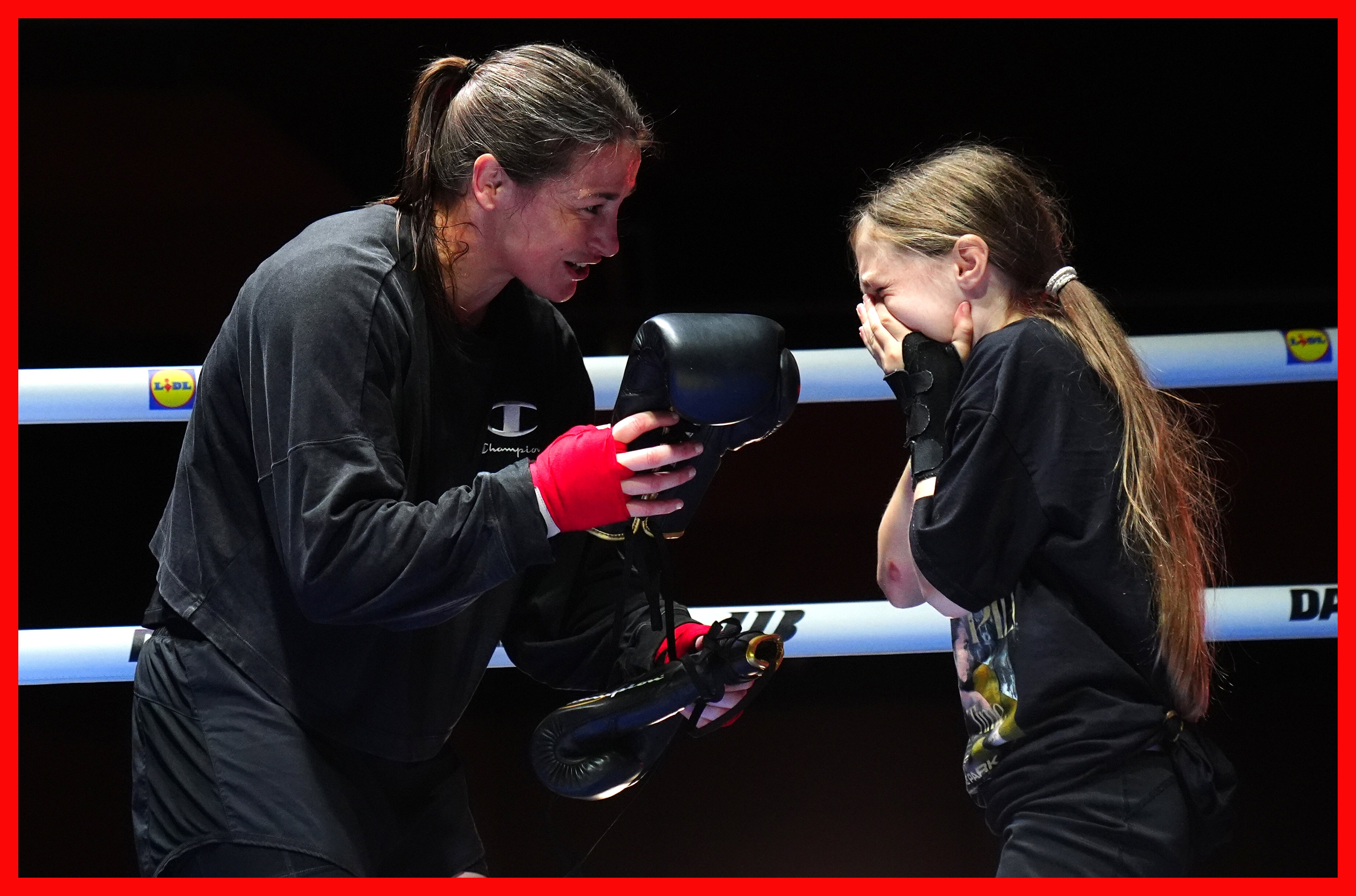 This week, Taylor brought a young fan to tears of joy by boxing with her