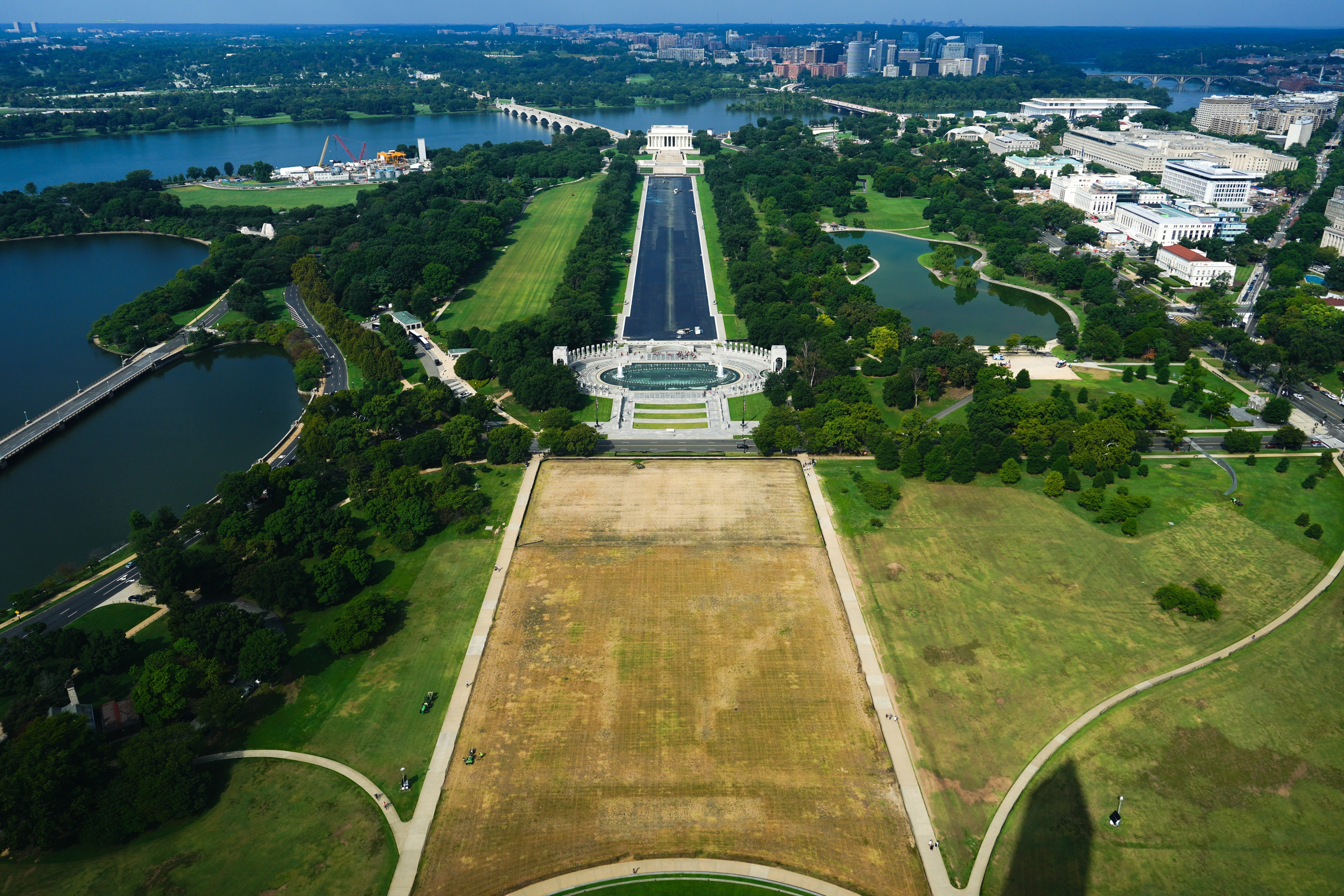 https://static.independent.co.uk/2026/09/03/12/33/National-Mall-4783b9b7.jpeg?trim=0,0,0,0&width=1200&height=800&crop=1200:800