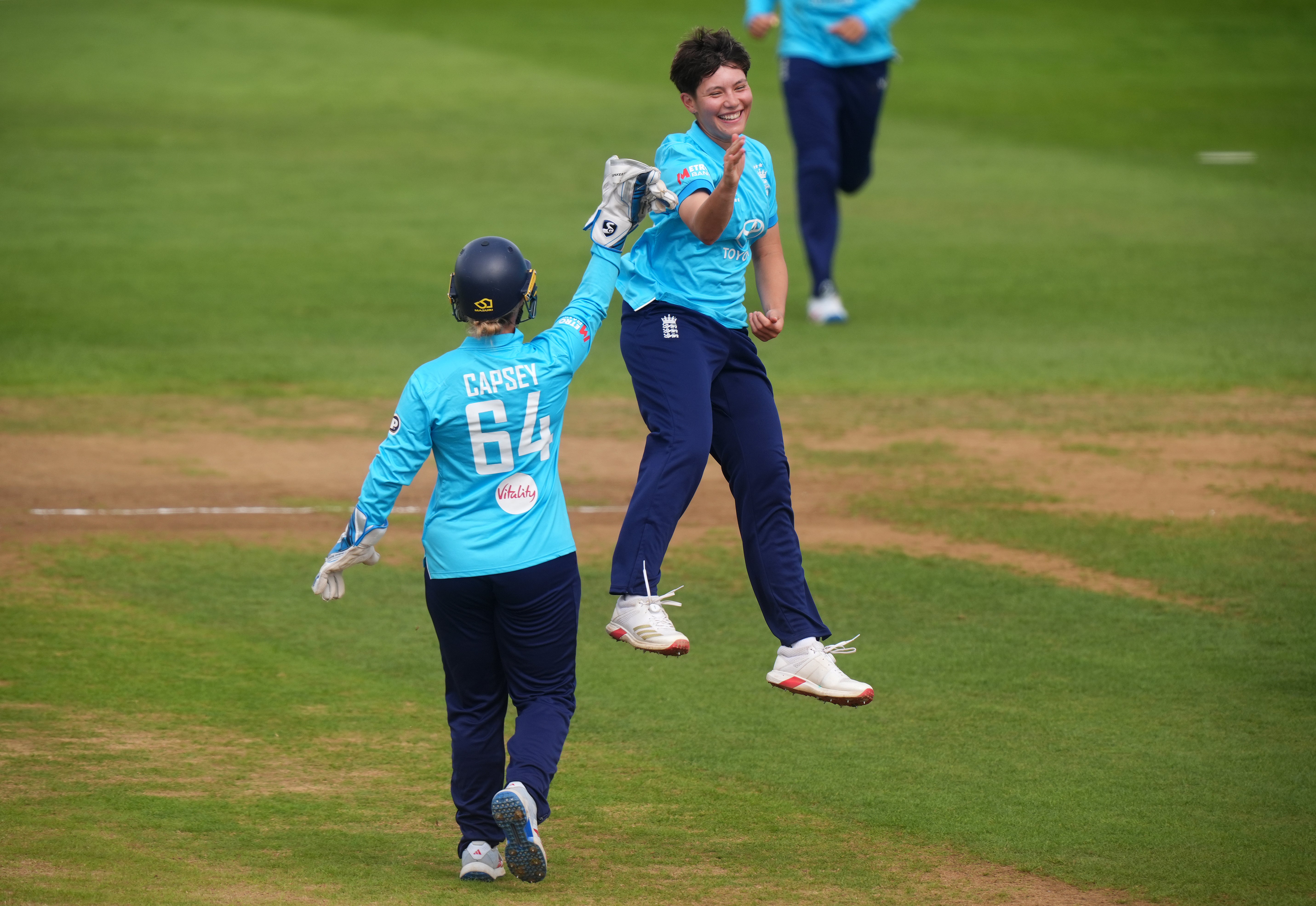 Issy Wong starred with the ball for England against Ireland (Mike Egerton/PA)