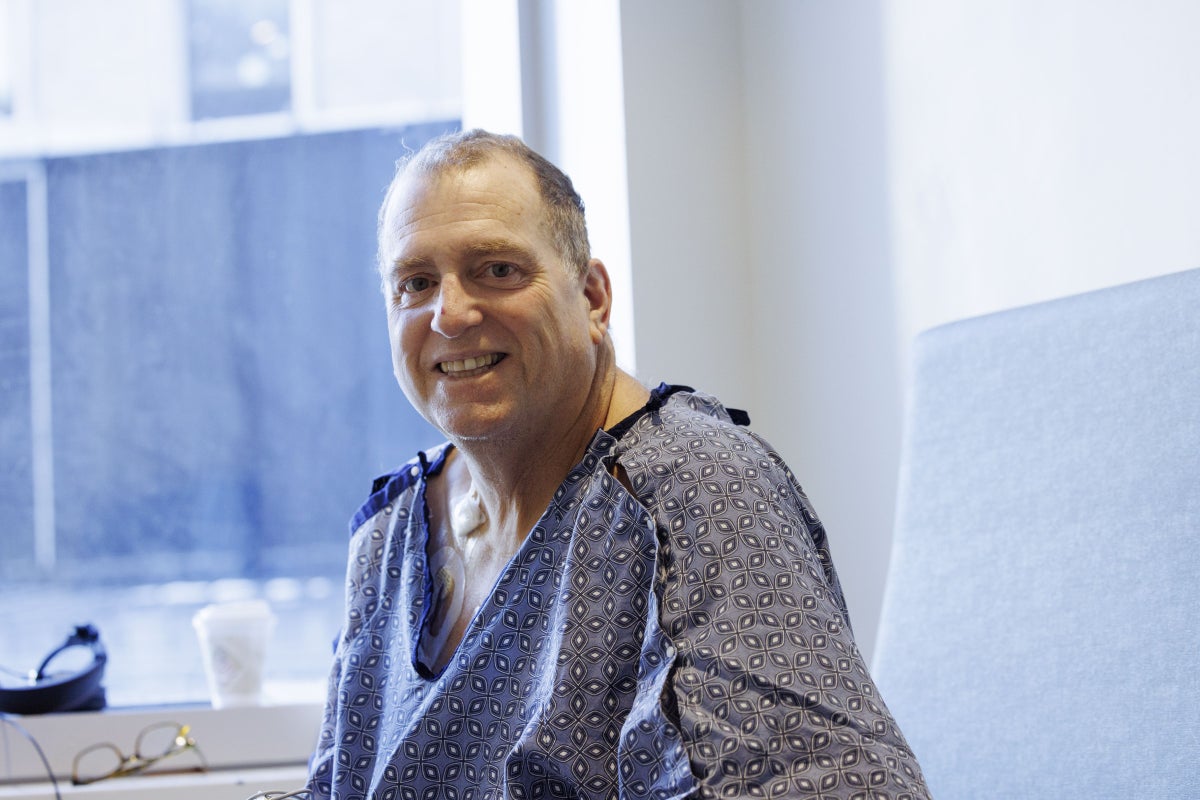 Tim Andrews lives nine months with genetically modified pig kidney