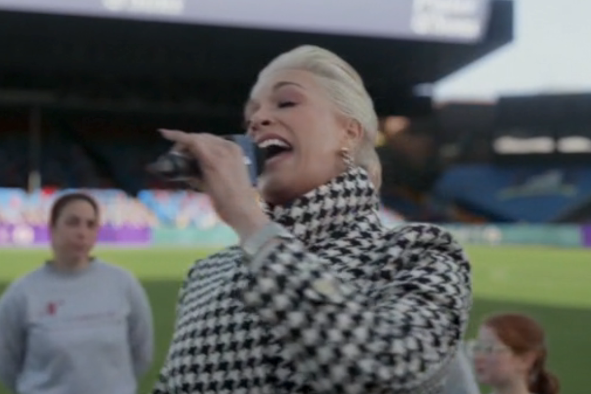 Ted Lasso fans spot parody of viral Delia Smith football moment over 20 years on Ted Lasso fans spot parody of viral Delia Smith football moment over 20 years on