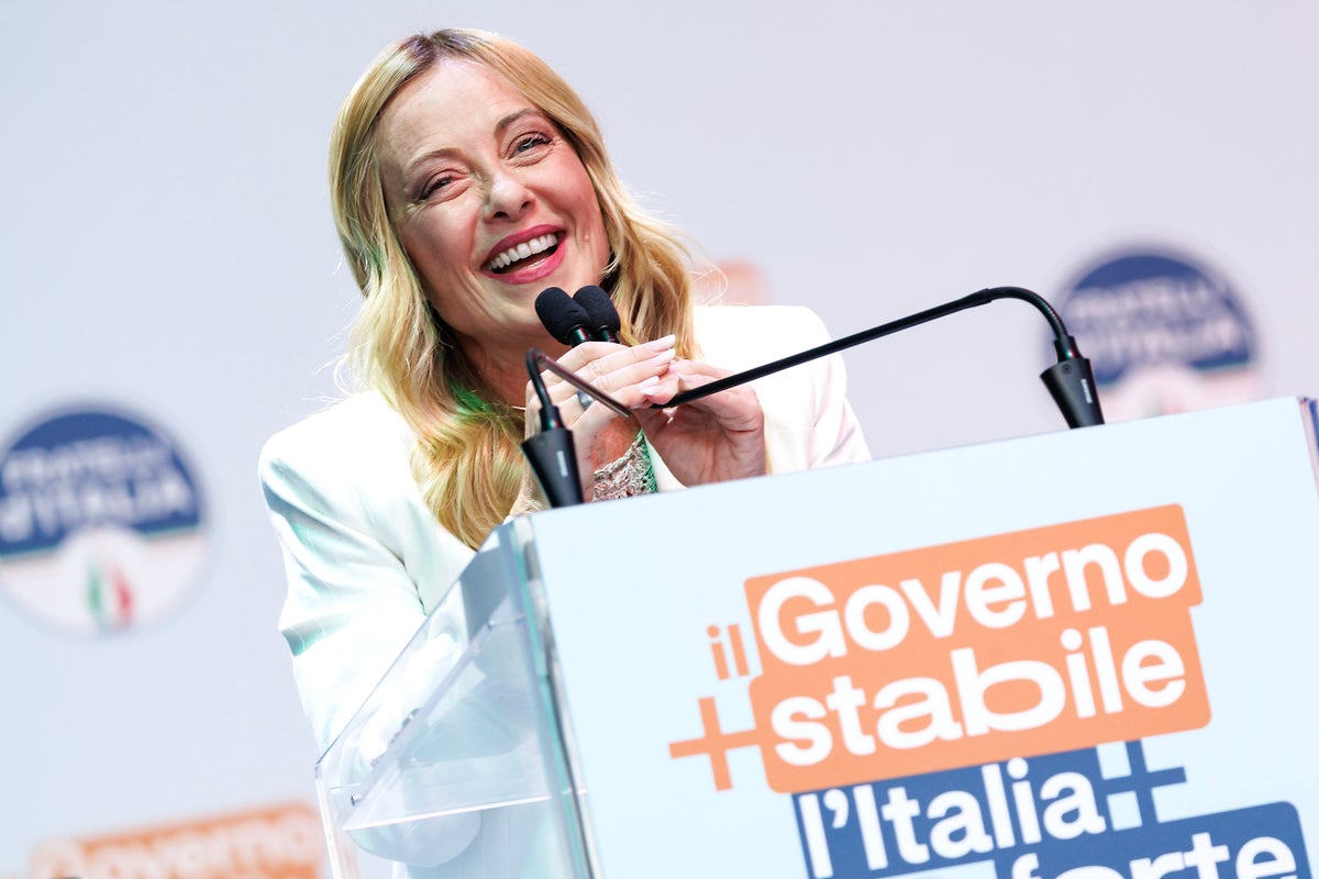 Italian Prime Minister Giorgia Meloni Marks Government Longevity at Bari Rally