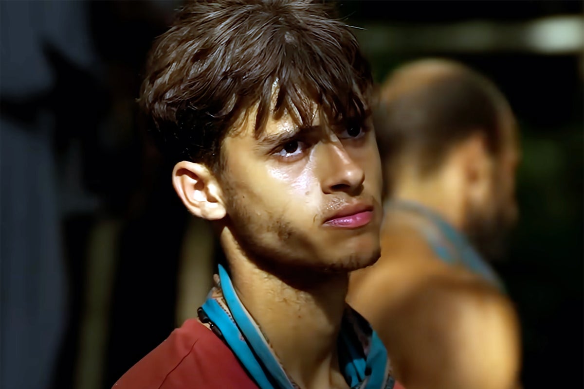 Survivor Greece ulduzu çəkiliş meydançasındakı dəhşətli qəzada ayağını itirdikdən sonra 100 milyon dollarlıq iddia ilə şounu tənqid edib