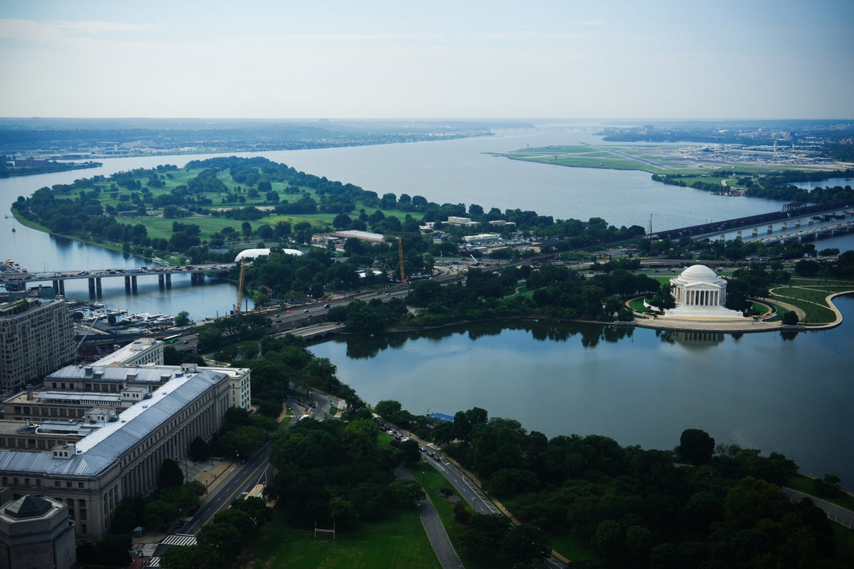 A golf course for &lsquo;the people&rsquo; faces a presidential makeover