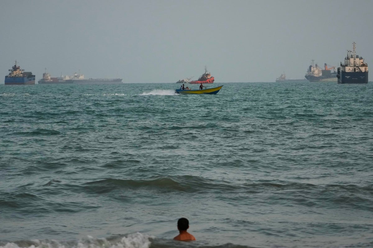 US military hits 3 Iranian oil tankers after saying Navy warships were targeted with missiles