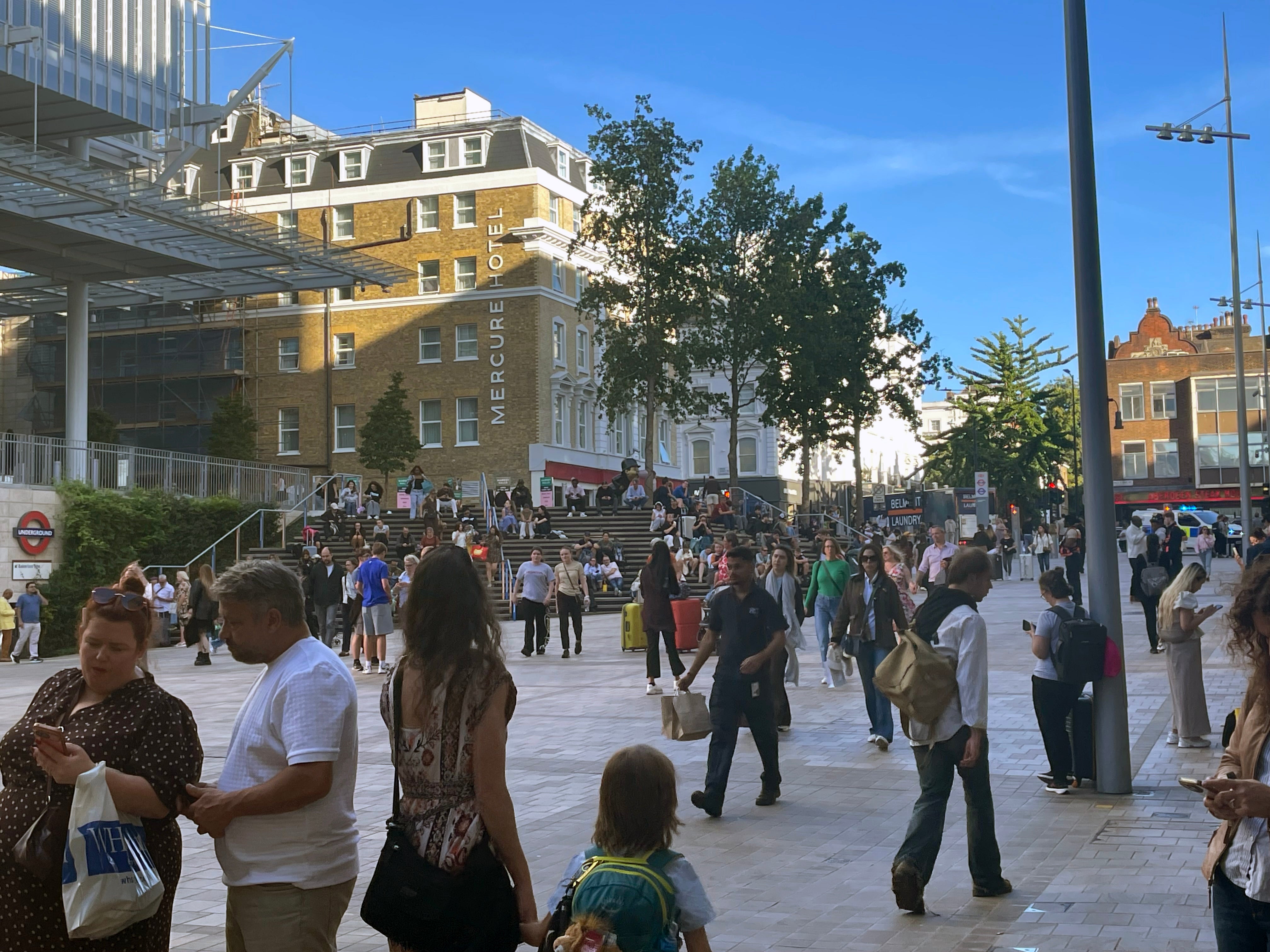 Trains cancelled as grass fire near Paddington blocks lines to Heathrow