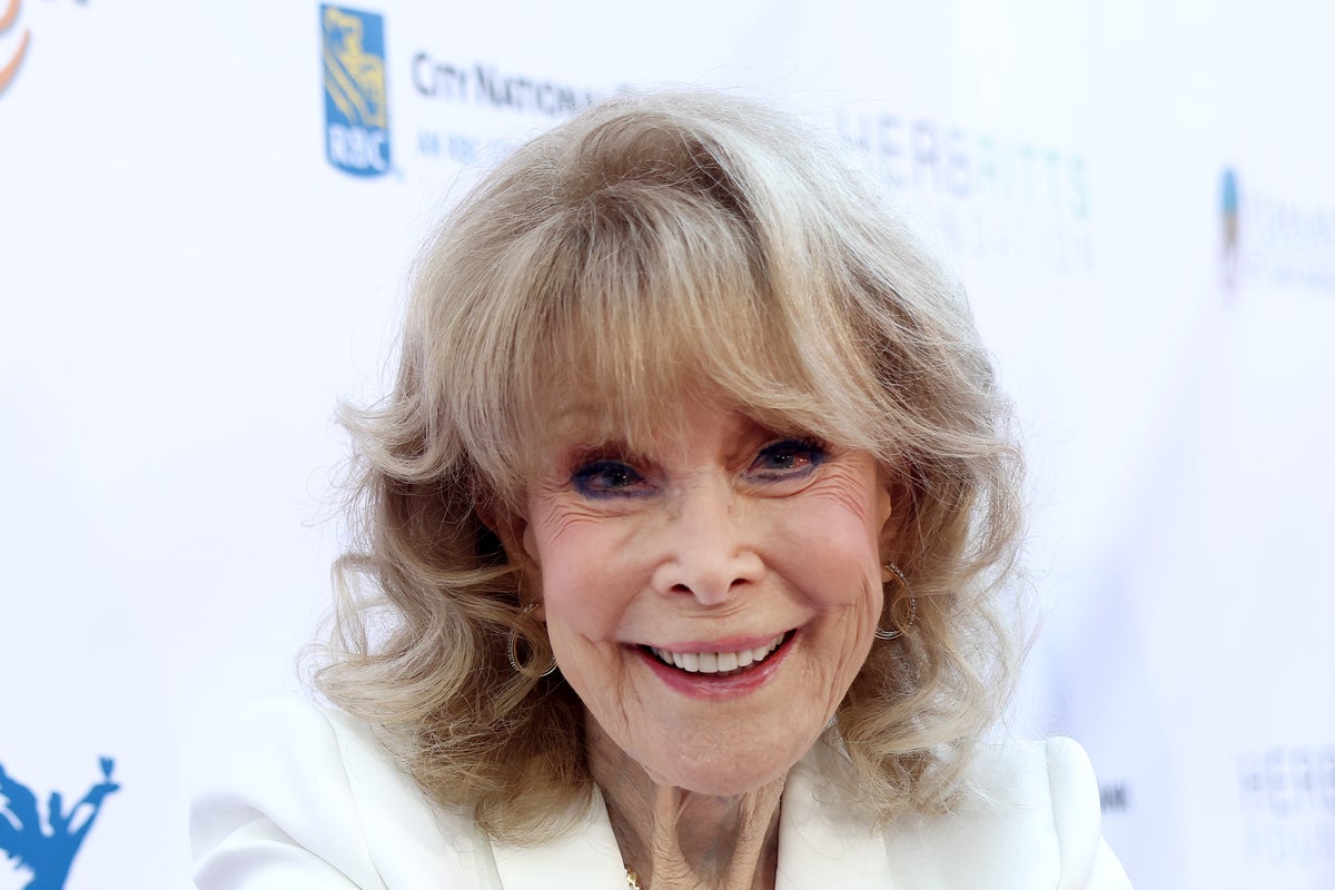 Barbara Eden, 95, shares health update after canceling festival appearance at last minute Barbara Eden, 95, shares health update after canceling festival appearance at last minute