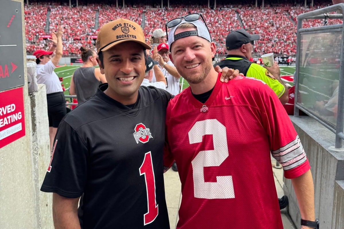Vivek Ramaswamy Faces Online Criticism Over Ohio State Jersey Choice