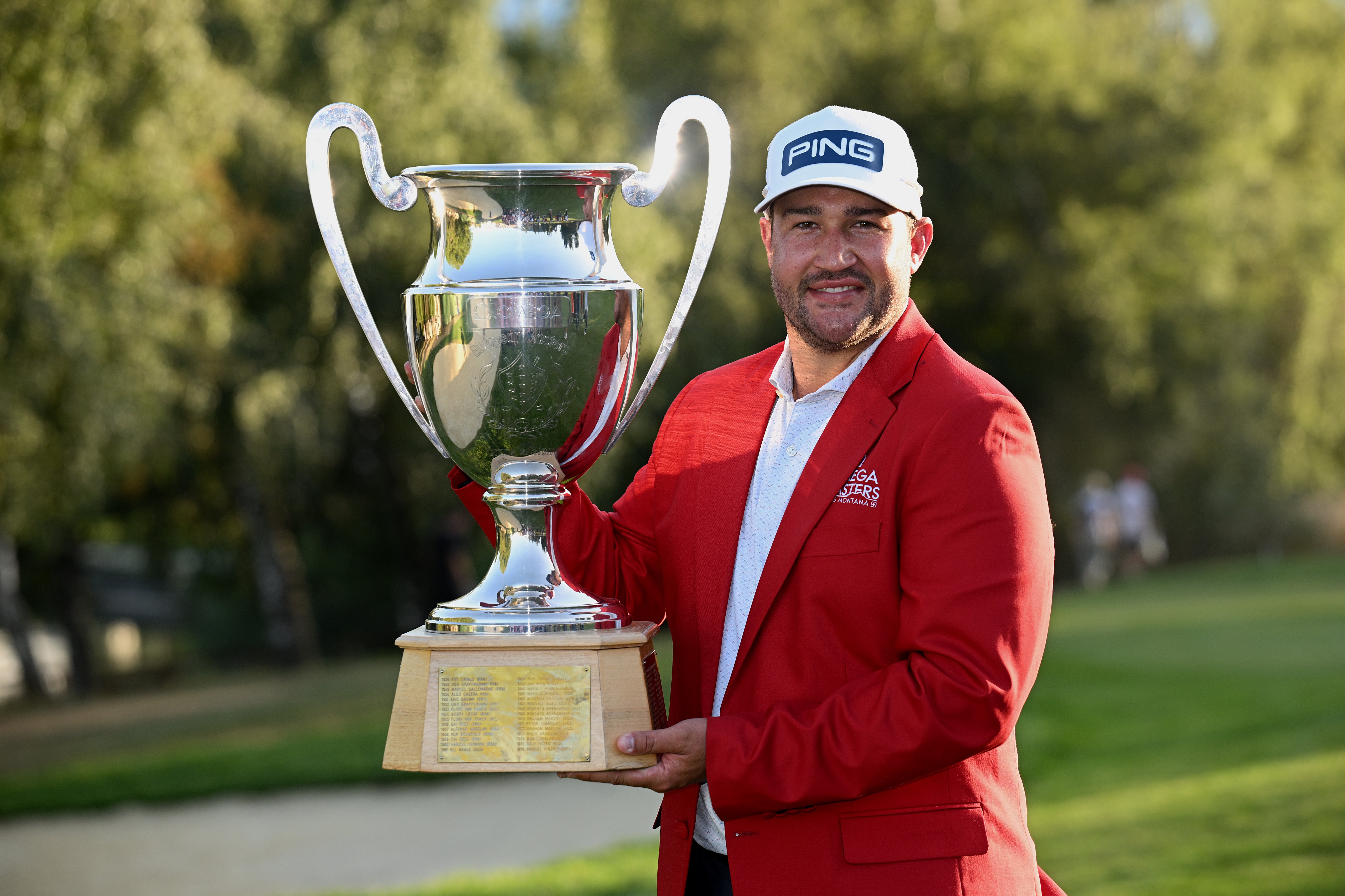 Lawrence ultimately claimed the trophy for a second straight year