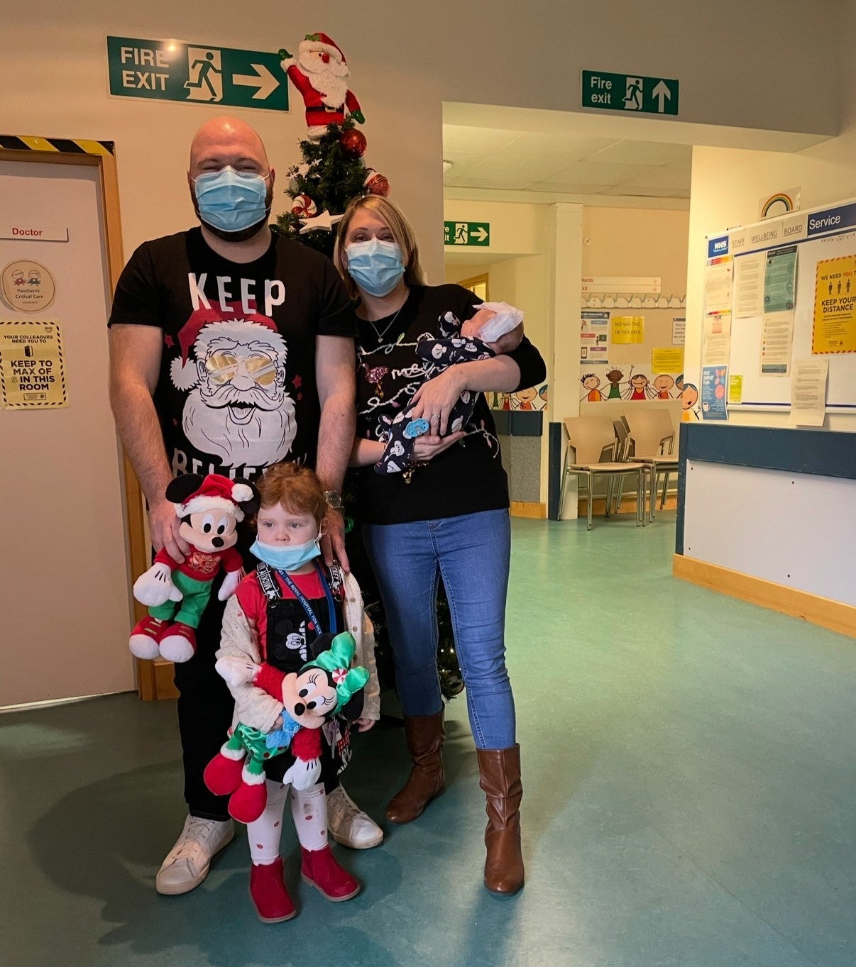Joey with his mum Sam, dad Steven, and sister Carly at Christmas
