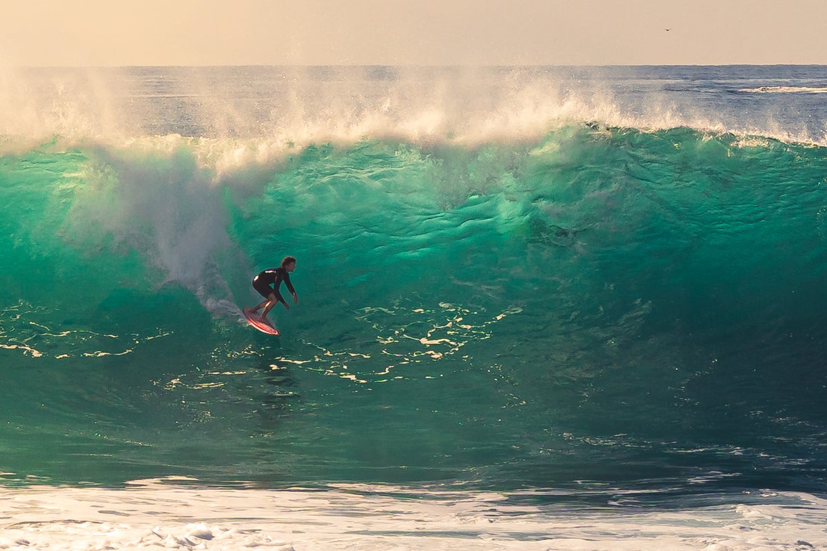 Hurricane Marie Triggers Dangerous Surf Conditions Across Southern California Beaches
