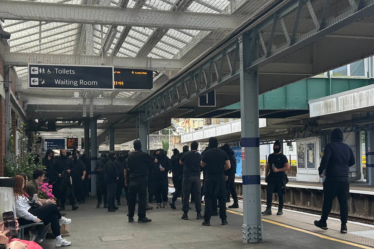 UK urged to ban Patriot Platform behind anti-migrant protests UK urged to ban Patriot Platform behind anti-migrant protests