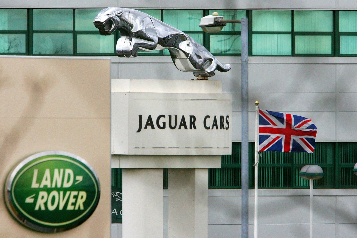 Jaguar Land Rover Expected to Announce Thousands of Job Cuts